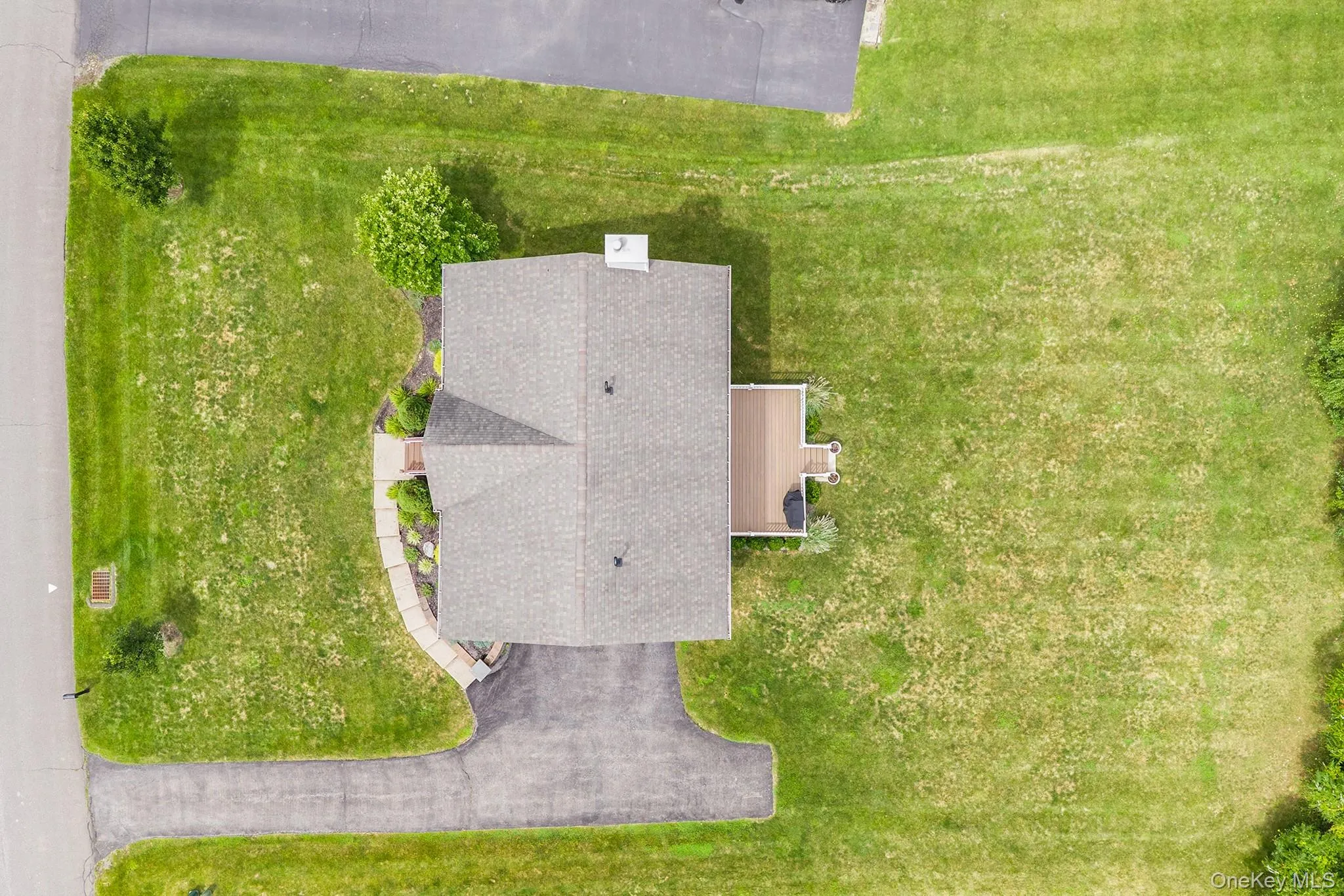 6 Apple Lane, Lloyd, NY, 4 Bedrooms Bedrooms, 9 Rooms Rooms,2 BathroomsBathrooms,Residential,For Rent,Apple,0,1034790 6 Apple Lane, Lloyd, NY, 4 Bedrooms Bedrooms, 9 Rooms Rooms,2 BathroomsBathrooms,Residential,For Rent,Apple,0,1034790