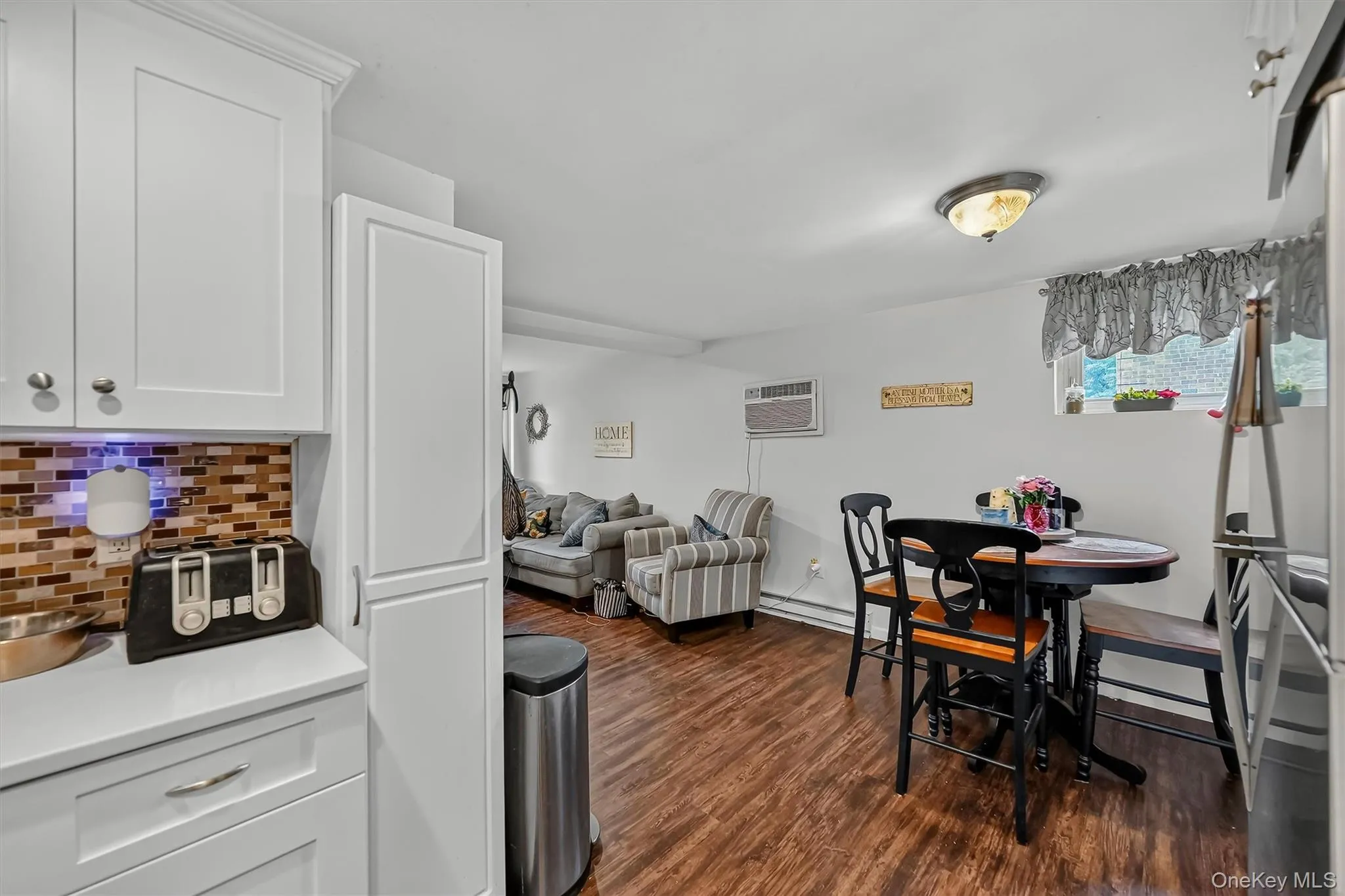 1006 Parr Meadow Drive, Newburgh (town), NY, 2 Bedrooms Bedrooms, 4 Rooms Rooms,1 BathroomBathrooms,Residential,For Rent,Parr Meadow,0,1034791 1006 Parr Meadow Drive, Newburgh (town), NY, 2 Bedrooms Bedrooms, 4 Rooms Rooms,1 BathroomBathrooms,Residential,For Rent,Parr Meadow,0,1034791
