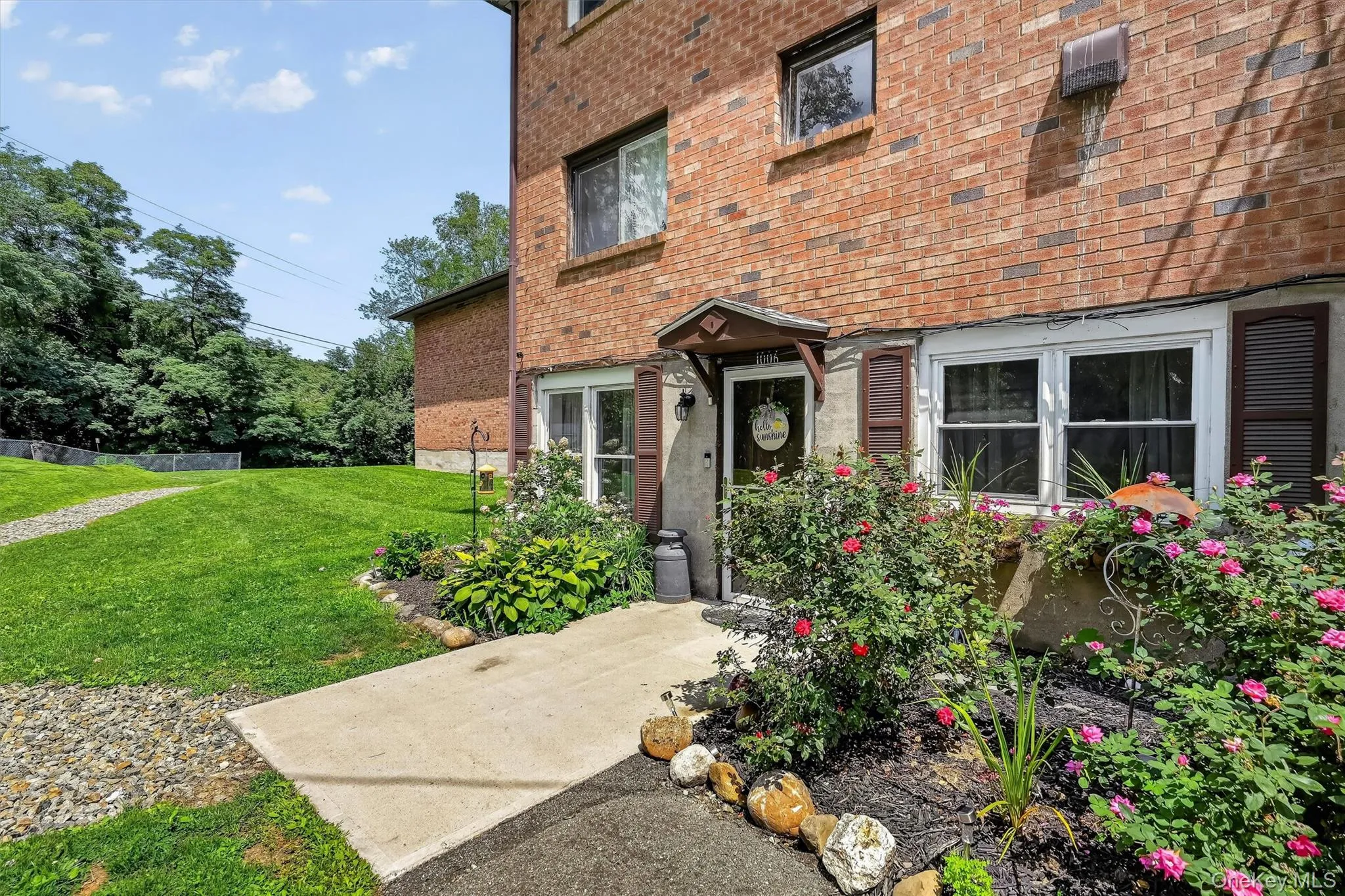 1006 Parr Meadow Drive, Newburgh (town), NY, 2 Bedrooms Bedrooms, 4 Rooms Rooms,1 BathroomBathrooms,Residential,For Rent,Parr Meadow,0,1034791 1006 Parr Meadow Drive, Newburgh (town), NY, 2 Bedrooms Bedrooms, 4 Rooms Rooms,1 BathroomBathrooms,Residential,For Rent,Parr Meadow,0,1034791