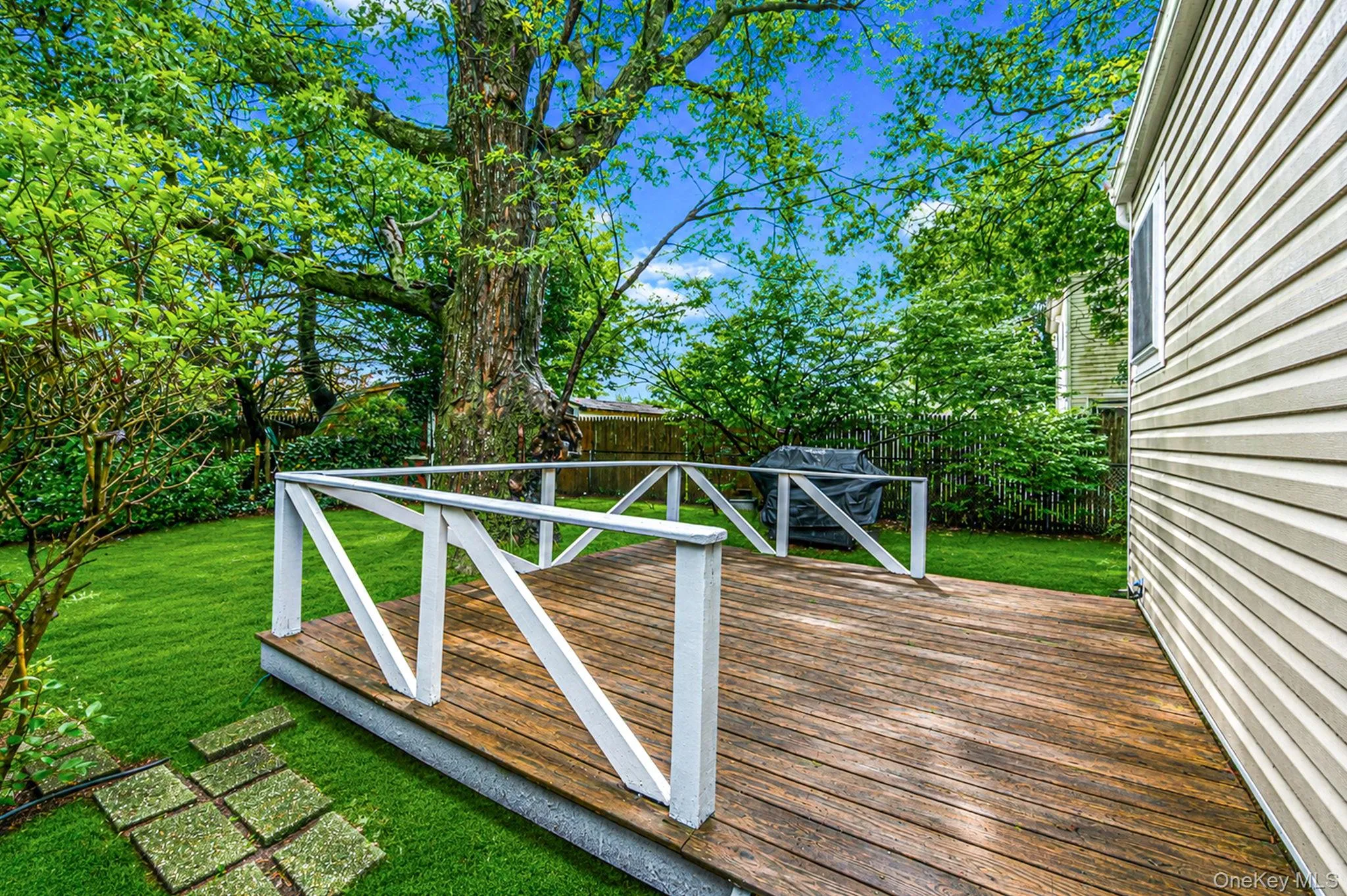 2715 Falcon Avenue, Brookhaven, NY, 3 Bedrooms Bedrooms, 5 Rooms Rooms,1 BathroomBathrooms,Residential,For Rent,Falcon,0,1034794 2715 Falcon Avenue, Brookhaven, NY, 3 Bedrooms Bedrooms, 5 Rooms Rooms,1 BathroomBathrooms,Residential,For Rent,Falcon,0,1034794