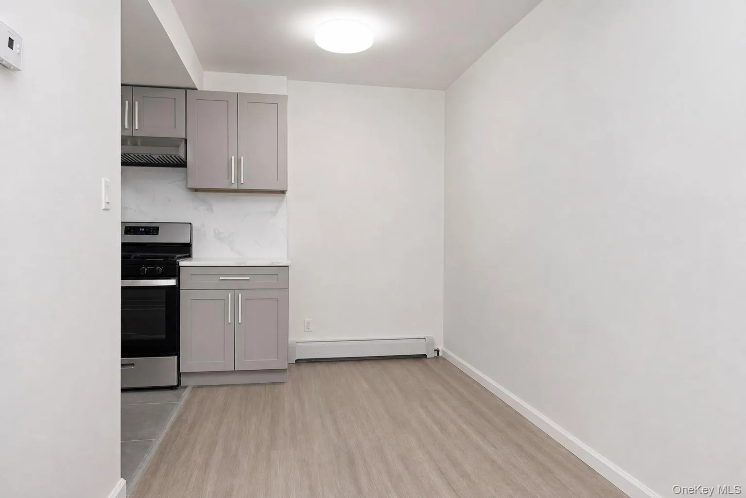 14434 37th Avenue, New York, NY, 1 Bedroom Bedrooms, 3 Rooms Rooms,1 BathroomBathrooms,Residential,For Rent,37th,0,1034795 14434 37th Avenue, New York, NY, 1 Bedroom Bedrooms, 3 Rooms Rooms,1 BathroomBathrooms,Residential,For Rent,37th,0,1034795