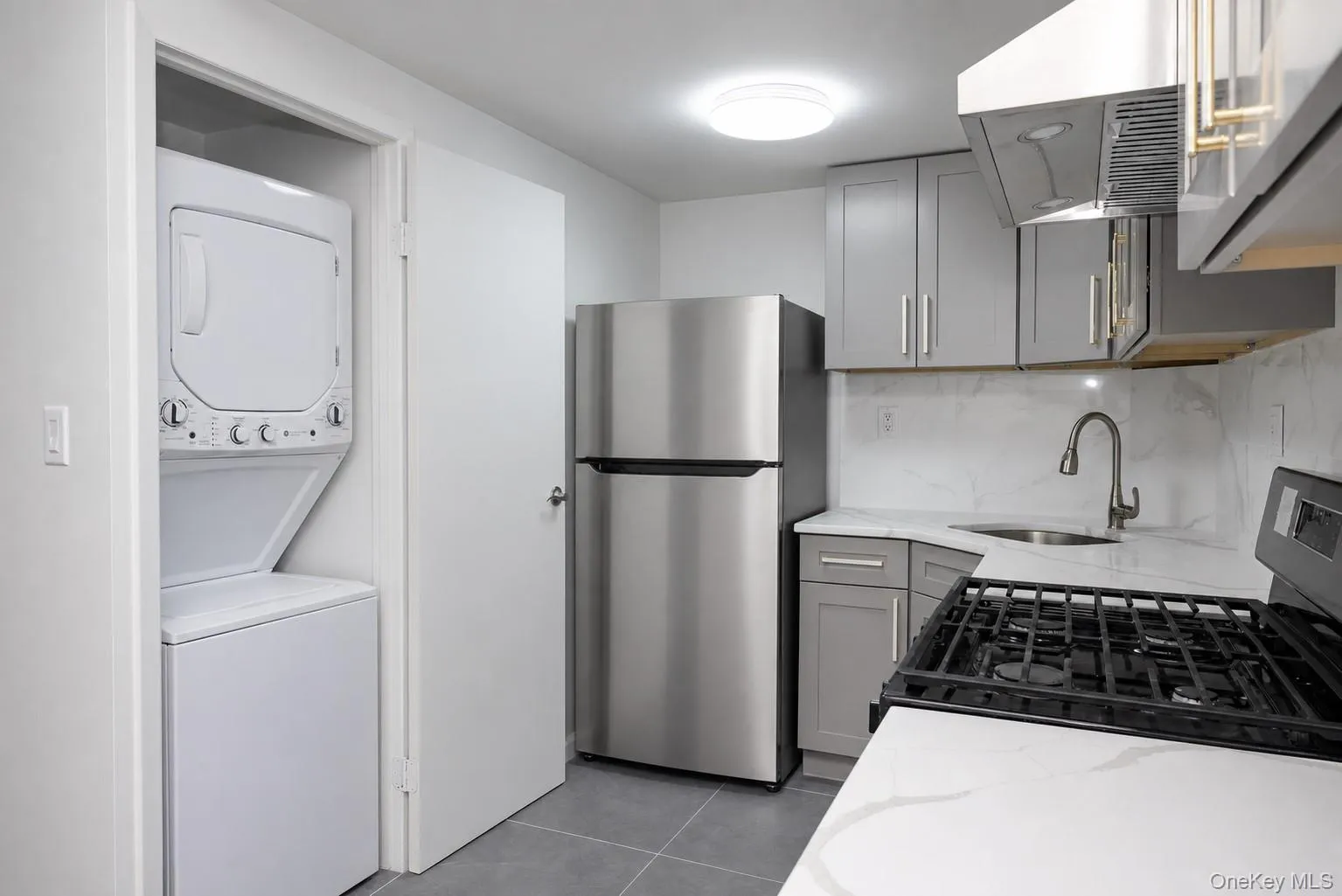 14434 37th Avenue, New York, NY, 1 Bedroom Bedrooms, 3 Rooms Rooms,1 BathroomBathrooms,Residential,For Rent,37th,0,1034795 14434 37th Avenue, New York, NY, 1 Bedroom Bedrooms, 3 Rooms Rooms,1 BathroomBathrooms,Residential,For Rent,37th,0,1034795