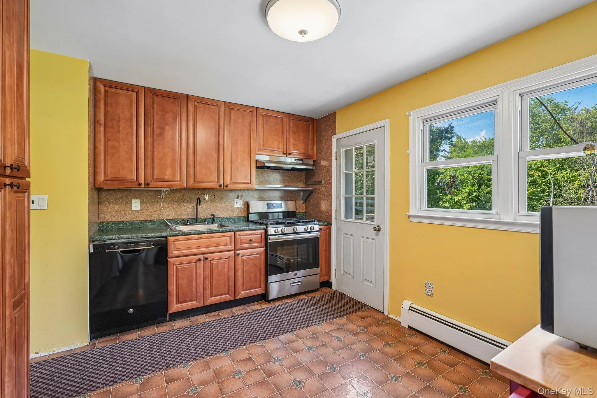 105 Vails Gate Heights Drive, New Windsor, NY, 3 Bedrooms Bedrooms, 10 Rooms Rooms,2 BathroomsBathrooms,Residential,For Rent,Vails Gate Heights,0,1034796 105 Vails Gate Heights Drive, New Windsor, NY, 3 Bedrooms Bedrooms, 10 Rooms Rooms,2 BathroomsBathrooms,Residential,For Rent,Vails Gate Heights,0,1034796