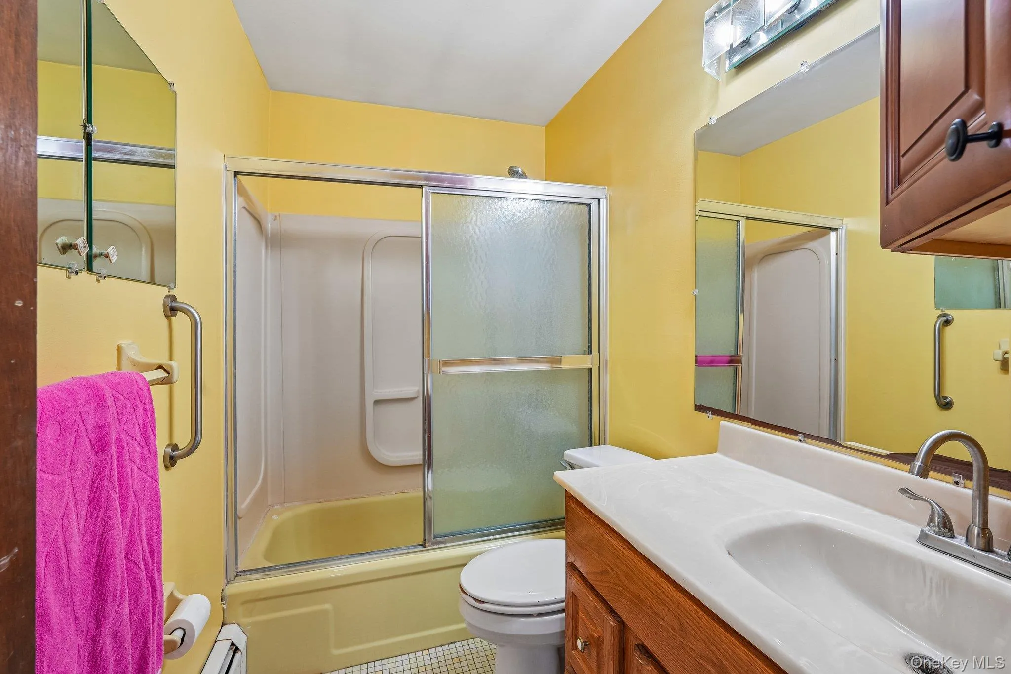 Upper level full Bath Upper level full Bath