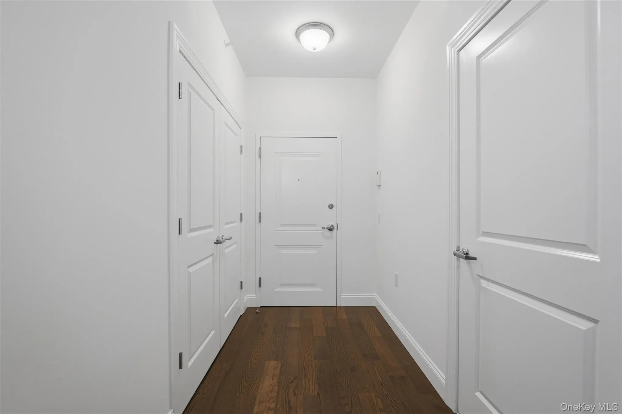 Entry with double closet Entry with double closet