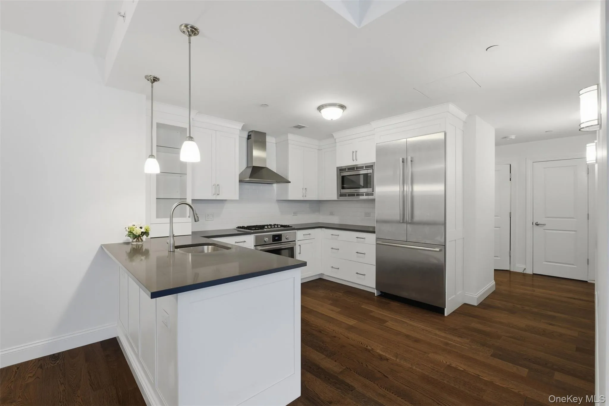 10 Byron Place, Mamaroneck, NY, 2 Bedrooms Bedrooms, 5 Rooms Rooms,2 BathroomsBathrooms,Residential Lease,For Rent,Byron,0,1034799 10 Byron Place, Mamaroneck, NY, 2 Bedrooms Bedrooms, 5 Rooms Rooms,2 BathroomsBathrooms,Residential Lease,For Rent,Byron,0,1034799