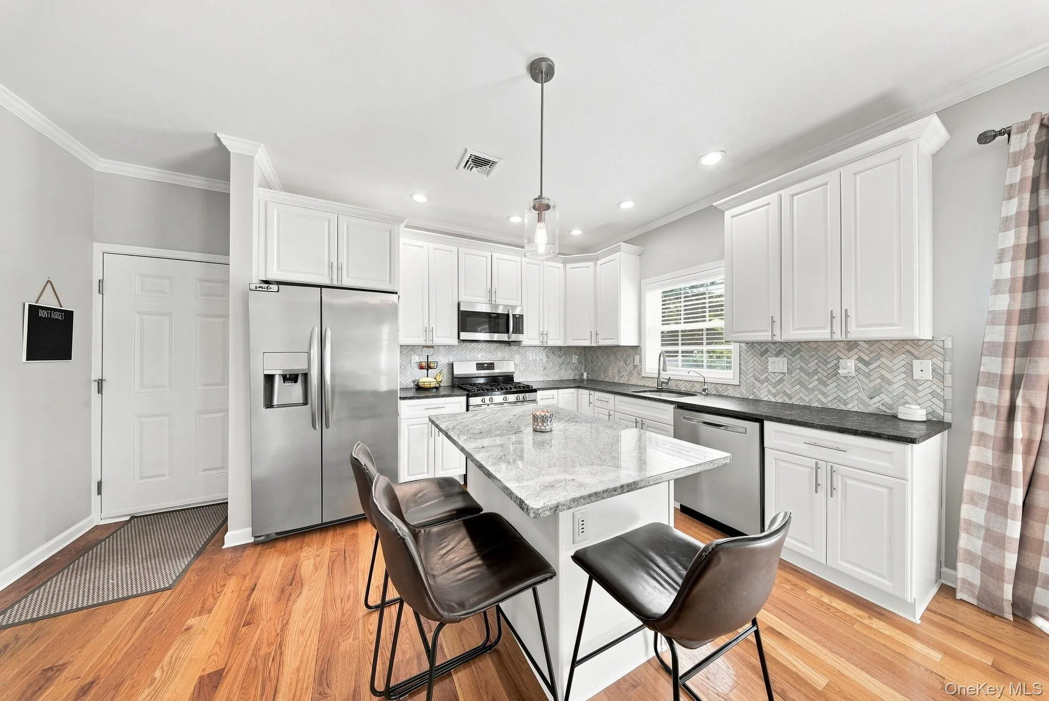 14 Robalene Drive, Goshen, NY, 5 Bedrooms Bedrooms, 9 Rooms Rooms,4 BathroomsBathrooms,Residential,For Rent,Robalene,0,1034805 14 Robalene Drive, Goshen, NY, 5 Bedrooms Bedrooms, 9 Rooms Rooms,4 BathroomsBathrooms,Residential,For Rent,Robalene,0,1034805