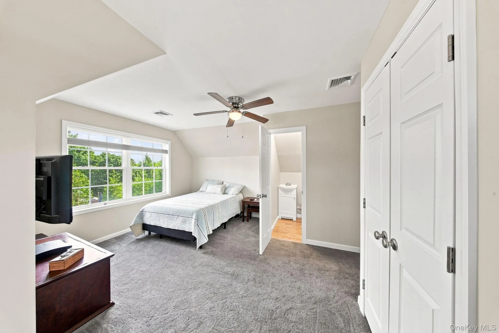 14 Robalene Drive, Goshen, NY, 5 Bedrooms Bedrooms, 9 Rooms Rooms,4 BathroomsBathrooms,Residential,For Rent,Robalene,0,1034805 14 Robalene Drive, Goshen, NY, 5 Bedrooms Bedrooms, 9 Rooms Rooms,4 BathroomsBathrooms,Residential,For Rent,Robalene,0,1034805