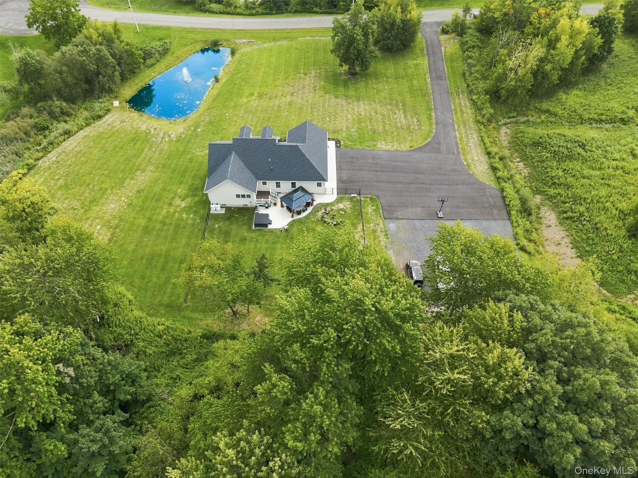 19 Firemens Lane, Newburgh (town), NY, 3 Bedrooms Bedrooms, 8 Rooms Rooms,3 BathroomsBathrooms,Residential,For Rent,Firemens,0,1034806 19 Firemens Lane, Newburgh (town), NY, 3 Bedrooms Bedrooms, 8 Rooms Rooms,3 BathroomsBathrooms,Residential,For Rent,Firemens,0,1034806