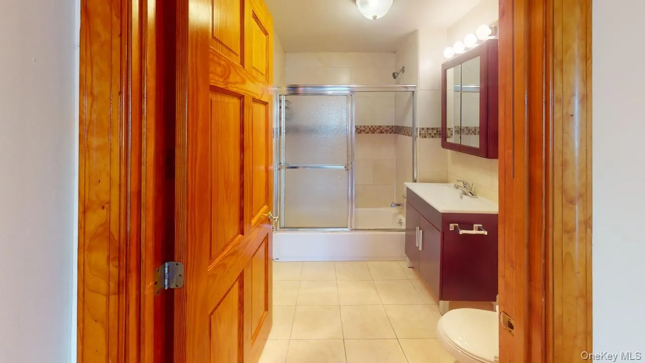 135-23 82nd Avenue, New York, NY, 2 Rooms Rooms,1 BathroomBathrooms,Residential Lease,For Rent,82nd,0,1034808 135-23 82nd Avenue, New York, NY, 2 Rooms Rooms,1 BathroomBathrooms,Residential Lease,For Rent,82nd,0,1034808