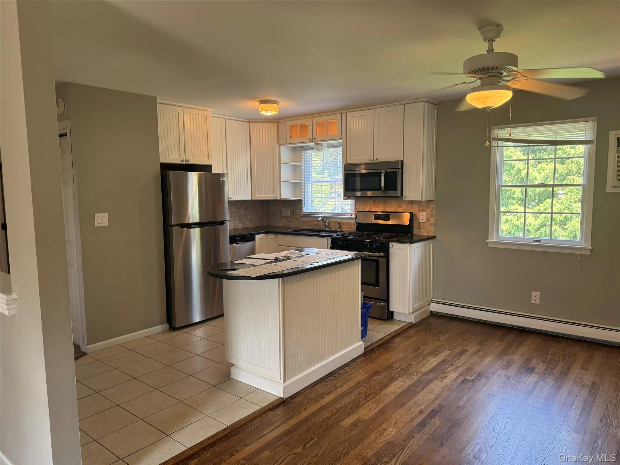 163 Landing Road, Glen Cove, NY, 2 Bedrooms Bedrooms, 6 Rooms Rooms,1 BathroomBathrooms,Residential Lease,For Rent,Landing,0,1034811 163 Landing Road, Glen Cove, NY, 2 Bedrooms Bedrooms, 6 Rooms Rooms,1 BathroomBathrooms,Residential Lease,For Rent,Landing,0,1034811