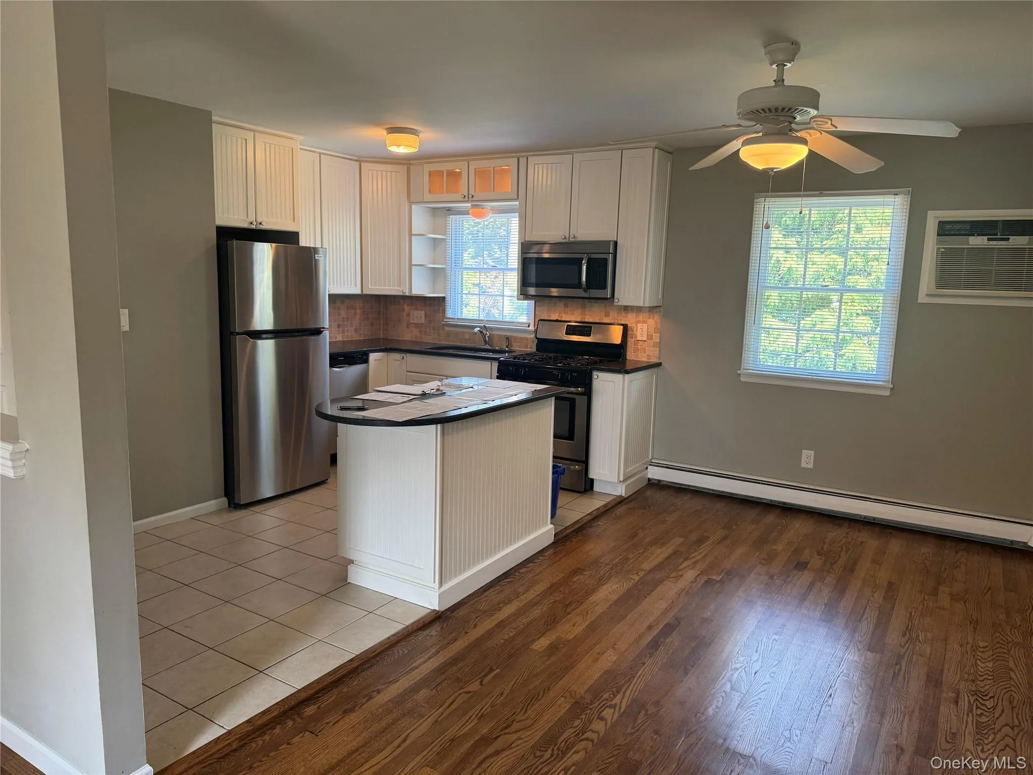 163 Landing Road, Glen Cove, NY, 2 Bedrooms Bedrooms, 6 Rooms Rooms,1 BathroomBathrooms,Residential Lease,For Rent,Landing,0,1034811 163 Landing Road, Glen Cove, NY, 2 Bedrooms Bedrooms, 6 Rooms Rooms,1 BathroomBathrooms,Residential Lease,For Rent,Landing,0,1034811
