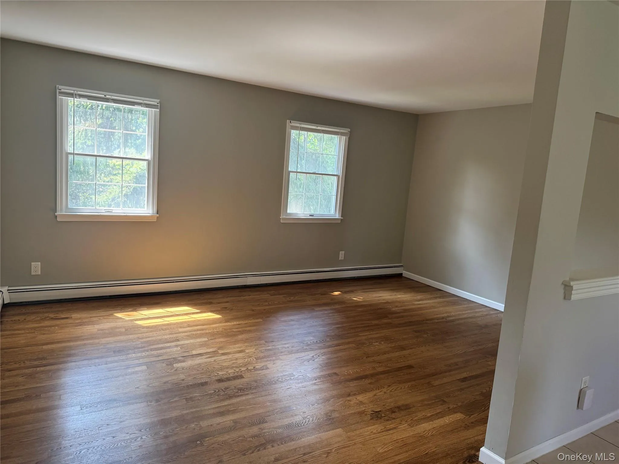 163 Landing Road, Glen Cove, NY, 2 Bedrooms Bedrooms, 6 Rooms Rooms,1 BathroomBathrooms,Residential Lease,For Rent,Landing,0,1034811 163 Landing Road, Glen Cove, NY, 2 Bedrooms Bedrooms, 6 Rooms Rooms,1 BathroomBathrooms,Residential Lease,For Rent,Landing,0,1034811