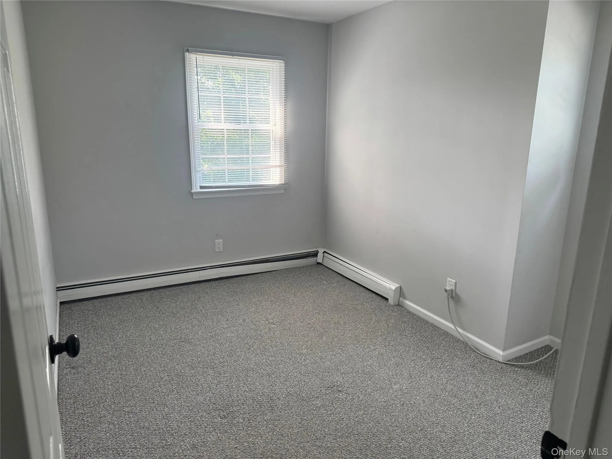 163 Landing Road, Glen Cove, NY, 2 Bedrooms Bedrooms, 6 Rooms Rooms,1 BathroomBathrooms,Residential Lease,For Rent,Landing,0,1034811 163 Landing Road, Glen Cove, NY, 2 Bedrooms Bedrooms, 6 Rooms Rooms,1 BathroomBathrooms,Residential Lease,For Rent,Landing,0,1034811