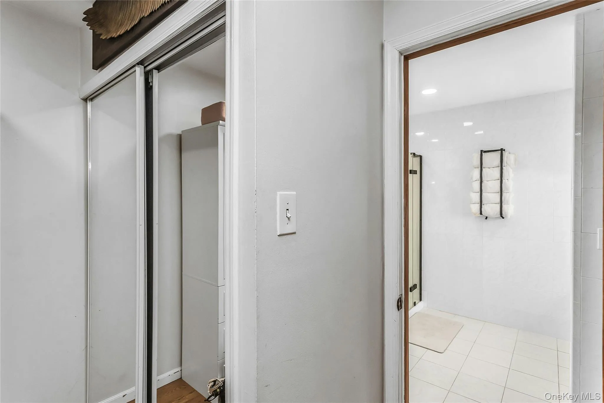 25 Glen Hollow, Brookhaven, NY, 1 Bedroom Bedrooms, 5 Rooms Rooms,1 BathroomBathrooms,Residential,For Rent,Glen Hollow,0,1034817 25 Glen Hollow, Brookhaven, NY, 1 Bedroom Bedrooms, 5 Rooms Rooms,1 BathroomBathrooms,Residential,For Rent,Glen Hollow,0,1034817