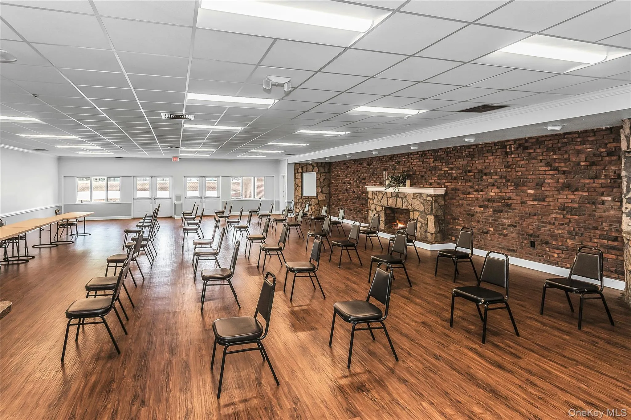 Meeting Room Meeting Room