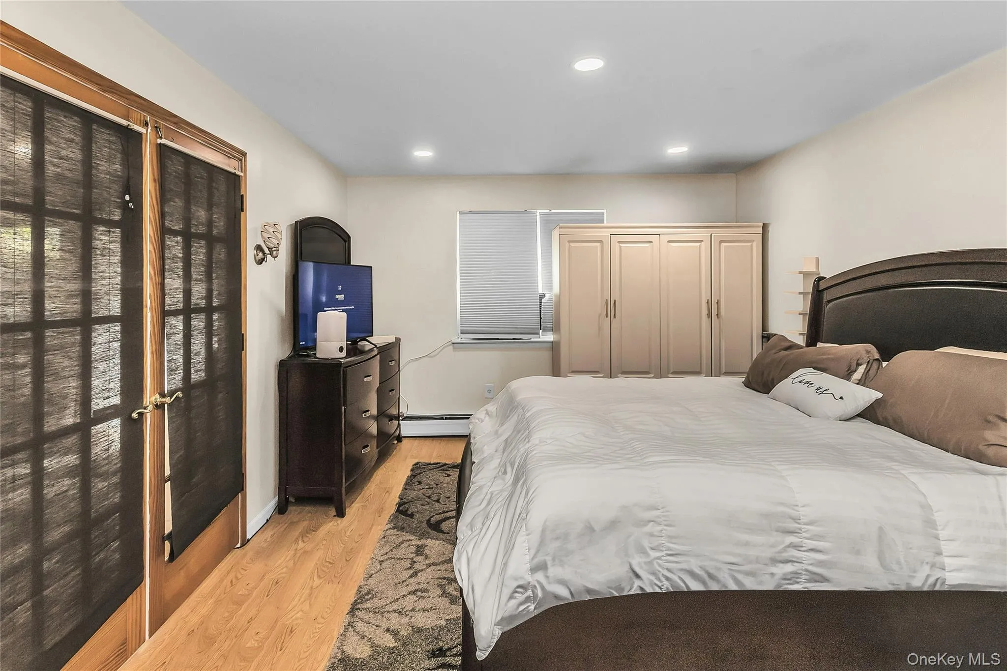 25 Glen Hollow, Brookhaven, NY, 1 Bedroom Bedrooms, 5 Rooms Rooms,1 BathroomBathrooms,Residential,For Rent,Glen Hollow,0,1034817 25 Glen Hollow, Brookhaven, NY, 1 Bedroom Bedrooms, 5 Rooms Rooms,1 BathroomBathrooms,Residential,For Rent,Glen Hollow,0,1034817