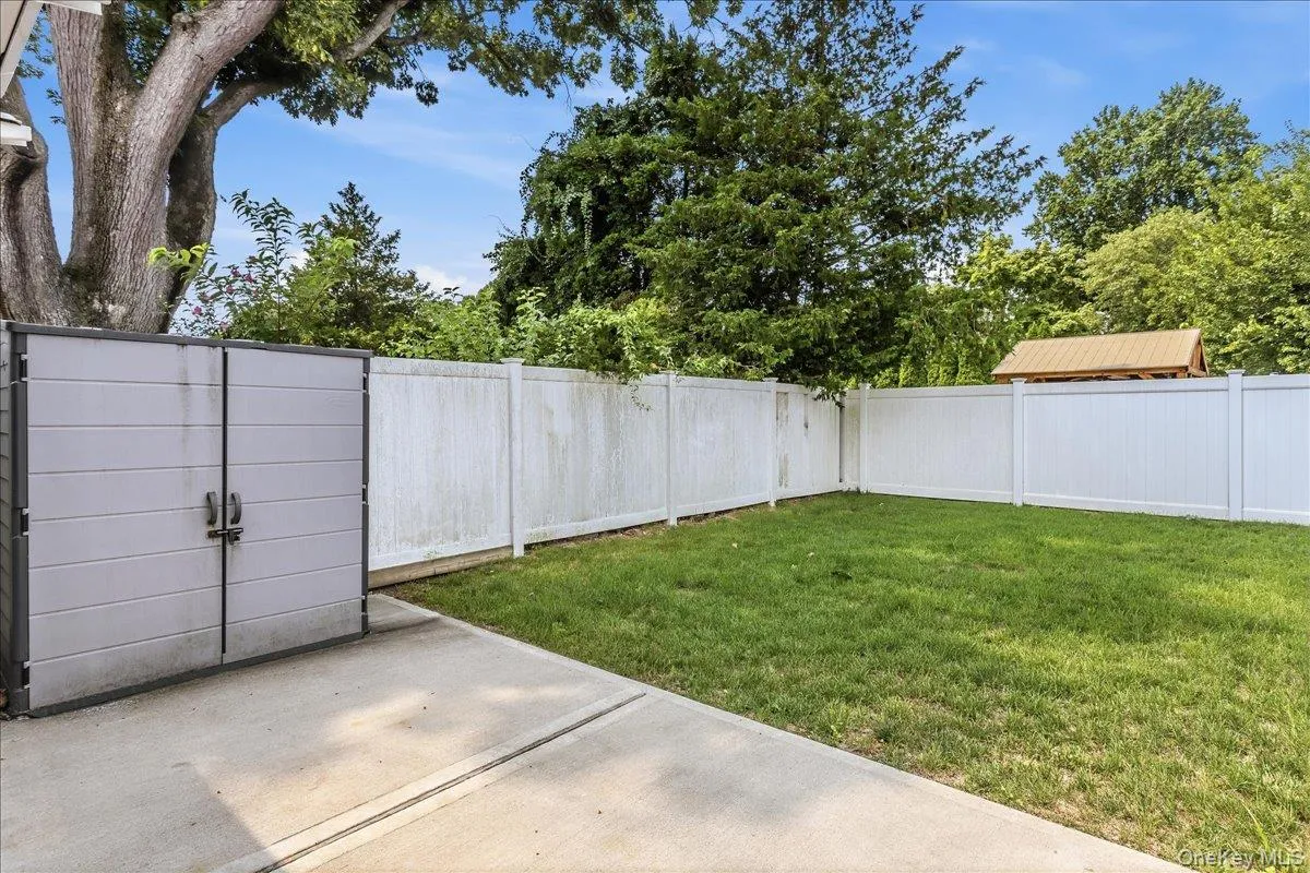 534 Bellmore Road, Hempstead, NY, 1 Bedroom Bedrooms, 3 Rooms Rooms,1 BathroomBathrooms,Residential Lease,For Rent,Bellmore,0,1034818 534 Bellmore Road, Hempstead, NY, 1 Bedroom Bedrooms, 3 Rooms Rooms,1 BathroomBathrooms,Residential Lease,For Rent,Bellmore,0,1034818