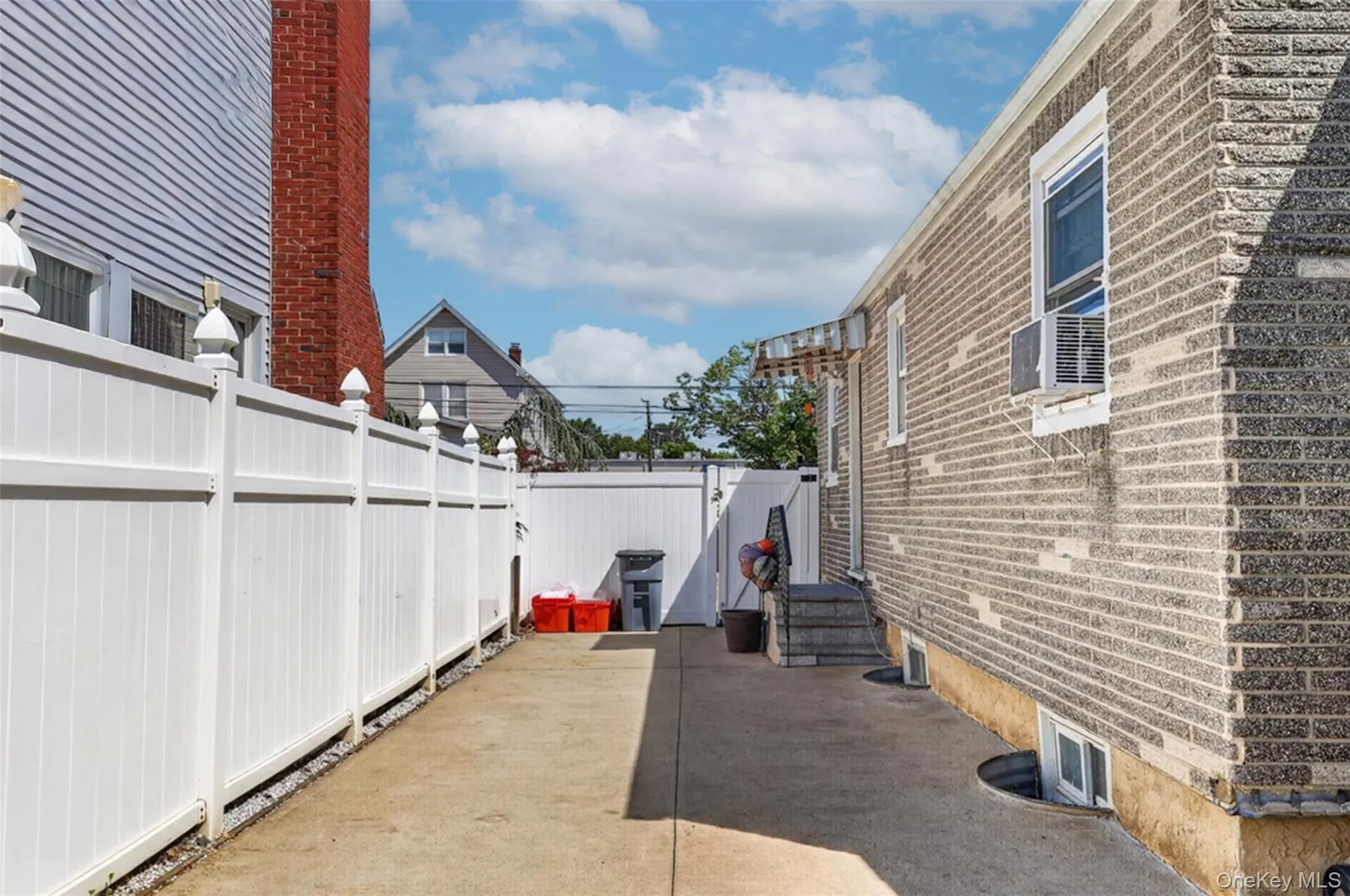 1069 Phoebe Street, Hempstead, NY, 4 Bedrooms Bedrooms, 7 Rooms Rooms,1 BathroomBathrooms,Residential,For Rent,Phoebe,0,1034827 1069 Phoebe Street, Hempstead, NY, 4 Bedrooms Bedrooms, 7 Rooms Rooms,1 BathroomBathrooms,Residential,For Rent,Phoebe,0,1034827