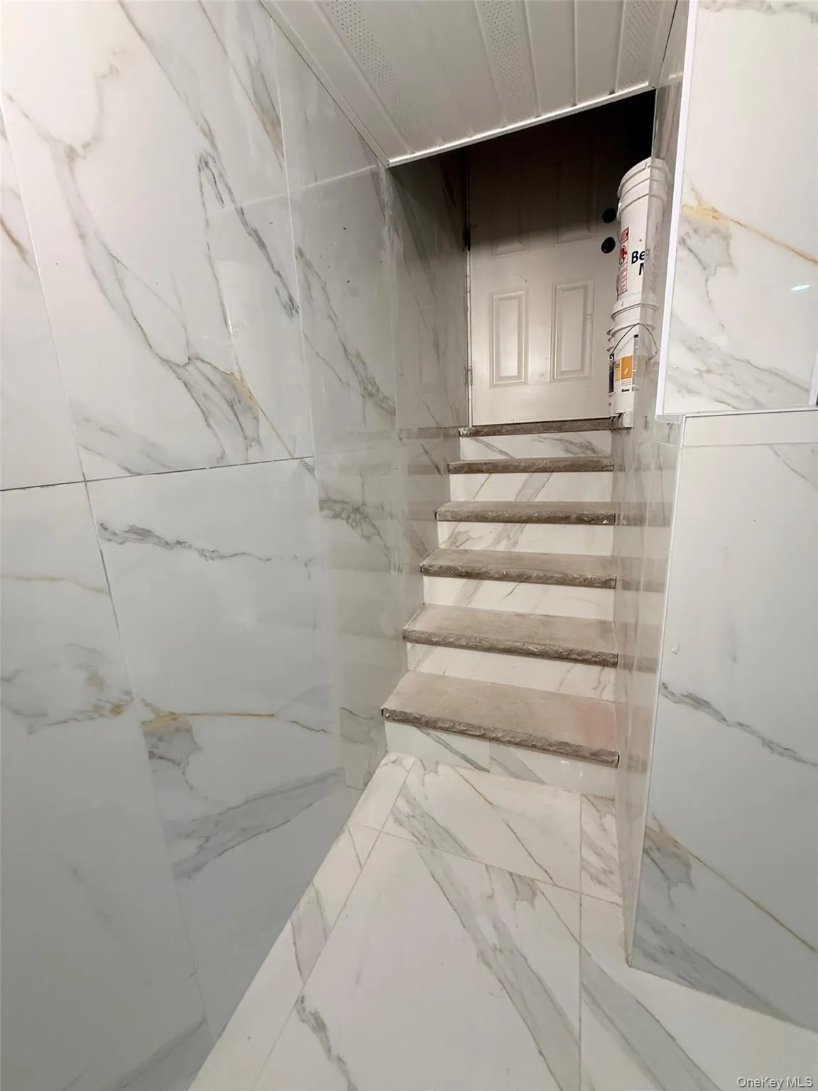 4709 188th Street, New York, NY, 3 Bedrooms Bedrooms, 10 Rooms Rooms,4 BathroomsBathrooms,Residential,For Rent,188th,0,1034829 4709 188th Street, New York, NY, 3 Bedrooms Bedrooms, 10 Rooms Rooms,4 BathroomsBathrooms,Residential,For Rent,188th,0,1034829