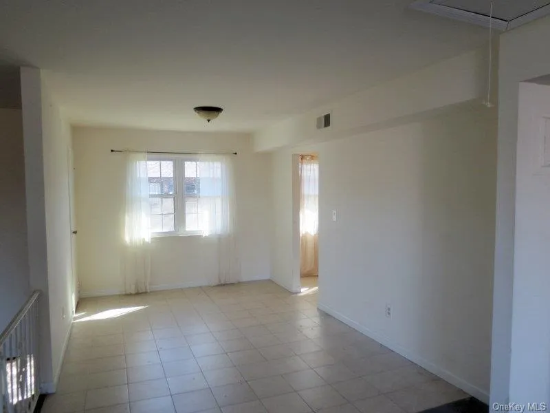 106 Mariners Way, Babylon, NY, 1 Bedroom Bedrooms, 4 Rooms Rooms,1 BathroomBathrooms,Residential Lease,For Rent,Mariners,0,1034831 106 Mariners Way, Babylon, NY, 1 Bedroom Bedrooms, 4 Rooms Rooms,1 BathroomBathrooms,Residential Lease,For Rent,Mariners,0,1034831