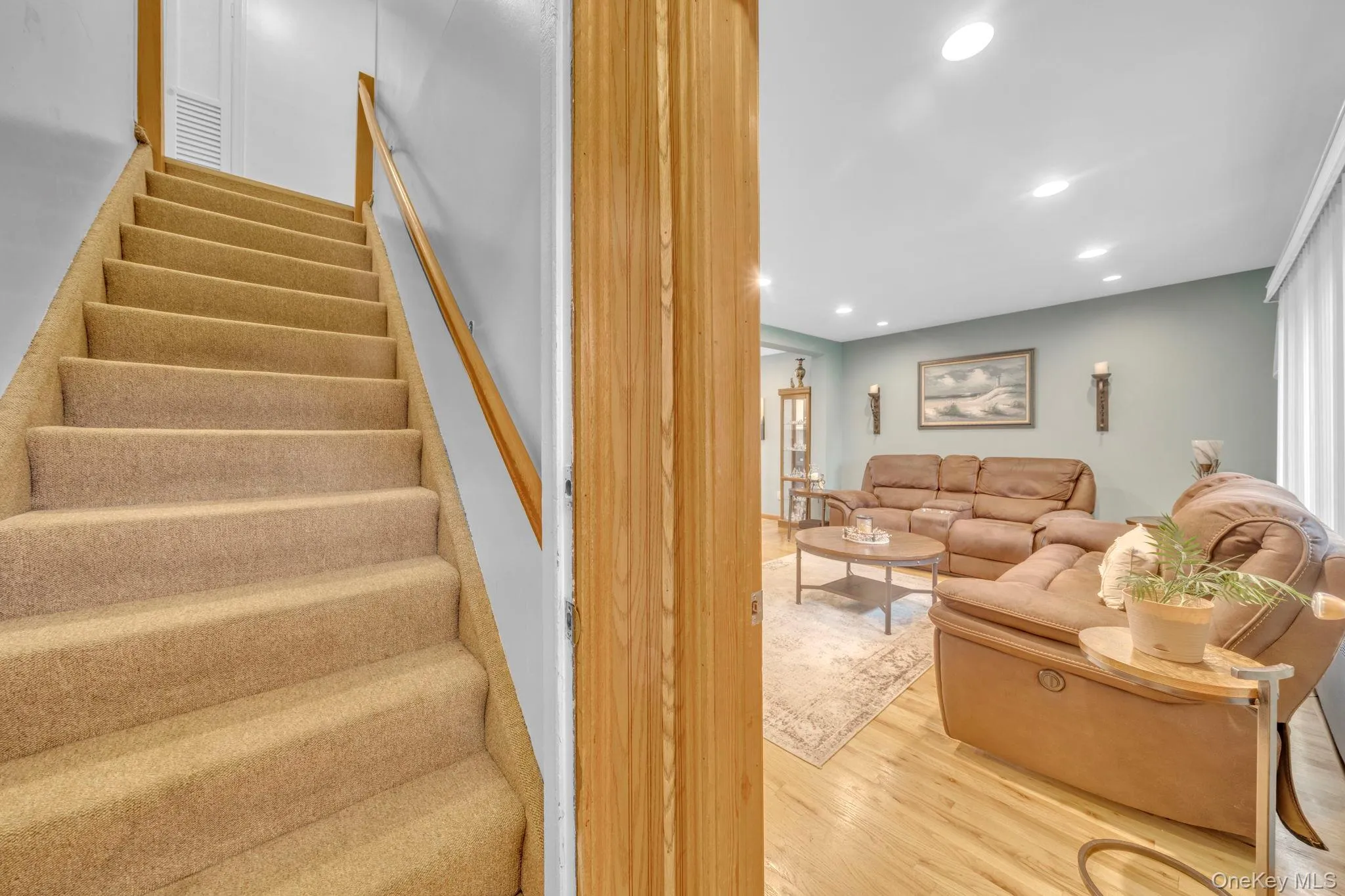 20 Cornwall Lane, Oyster Bay, NY, 4 Bedrooms Bedrooms, 7 Rooms Rooms,3 BathroomsBathrooms,Residential,For Rent,Cornwall,0,1034836 20 Cornwall Lane, Oyster Bay, NY, 4 Bedrooms Bedrooms, 7 Rooms Rooms,3 BathroomsBathrooms,Residential,For Rent,Cornwall,0,1034836