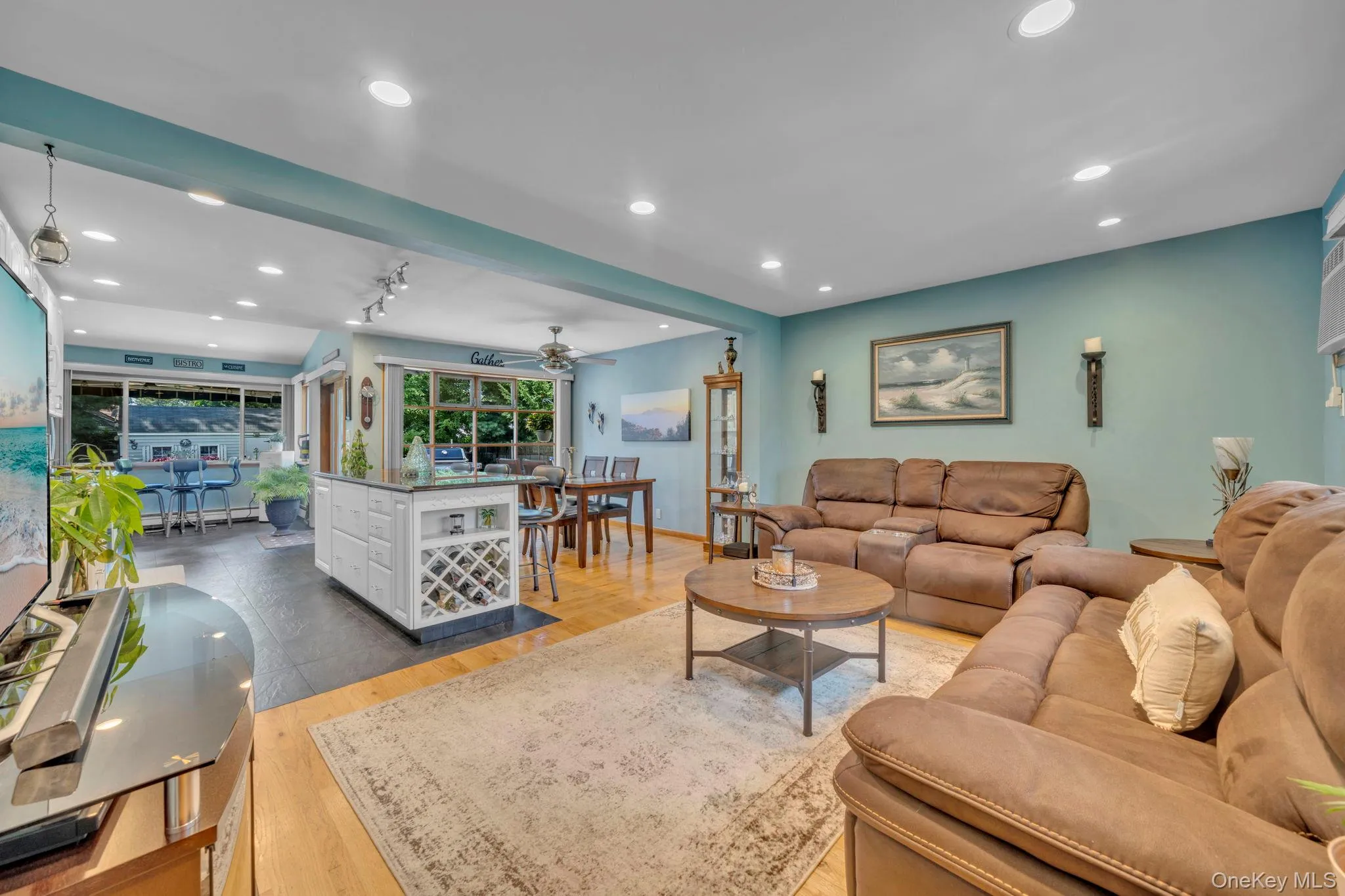 20 Cornwall Lane, Oyster Bay, NY, 4 Bedrooms Bedrooms, 7 Rooms Rooms,3 BathroomsBathrooms,Residential,For Rent,Cornwall,0,1034836 20 Cornwall Lane, Oyster Bay, NY, 4 Bedrooms Bedrooms, 7 Rooms Rooms,3 BathroomsBathrooms,Residential,For Rent,Cornwall,0,1034836