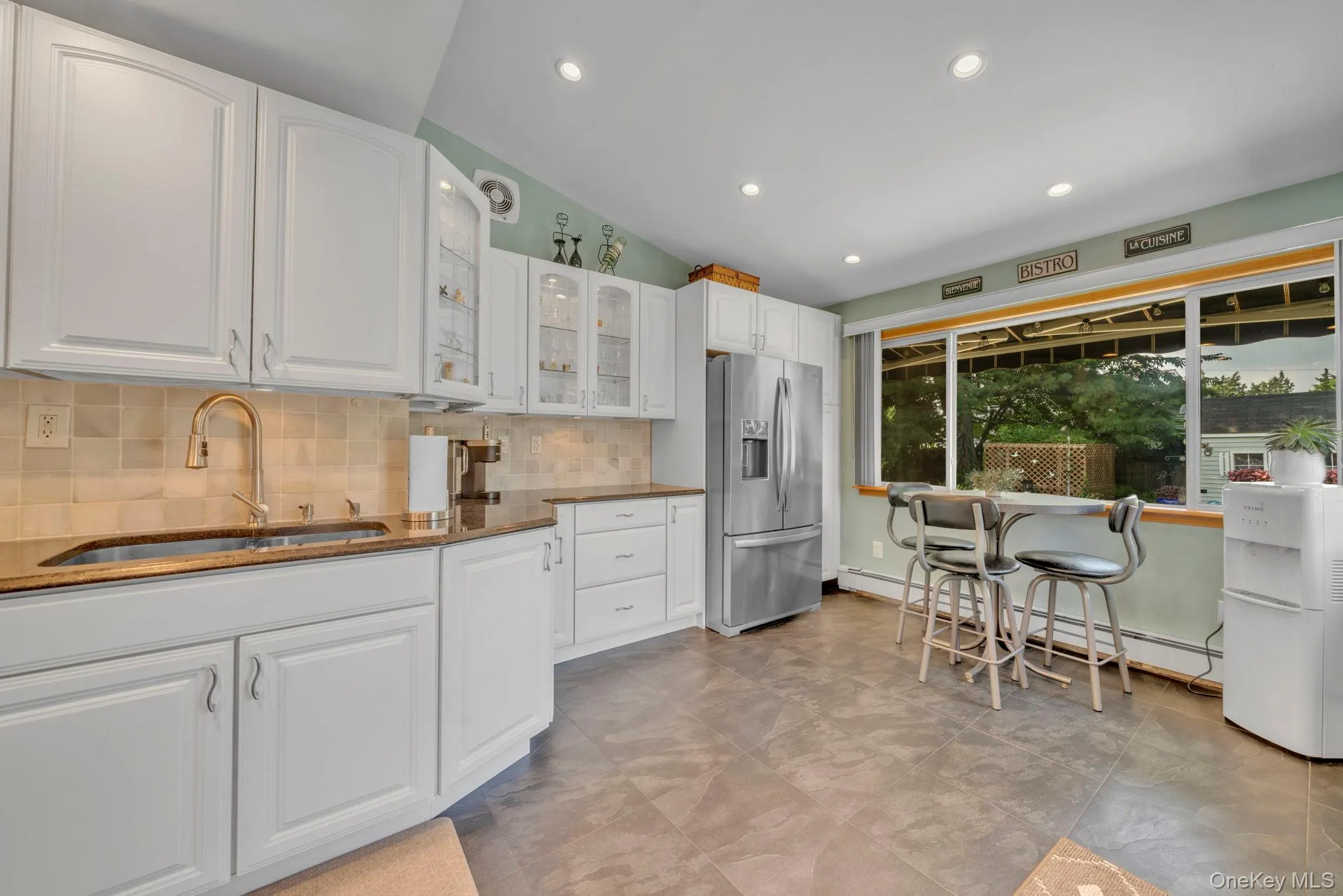 20 Cornwall Lane, Oyster Bay, NY, 4 Bedrooms Bedrooms, 7 Rooms Rooms,3 BathroomsBathrooms,Residential,For Rent,Cornwall,0,1034836 20 Cornwall Lane, Oyster Bay, NY, 4 Bedrooms Bedrooms, 7 Rooms Rooms,3 BathroomsBathrooms,Residential,For Rent,Cornwall,0,1034836