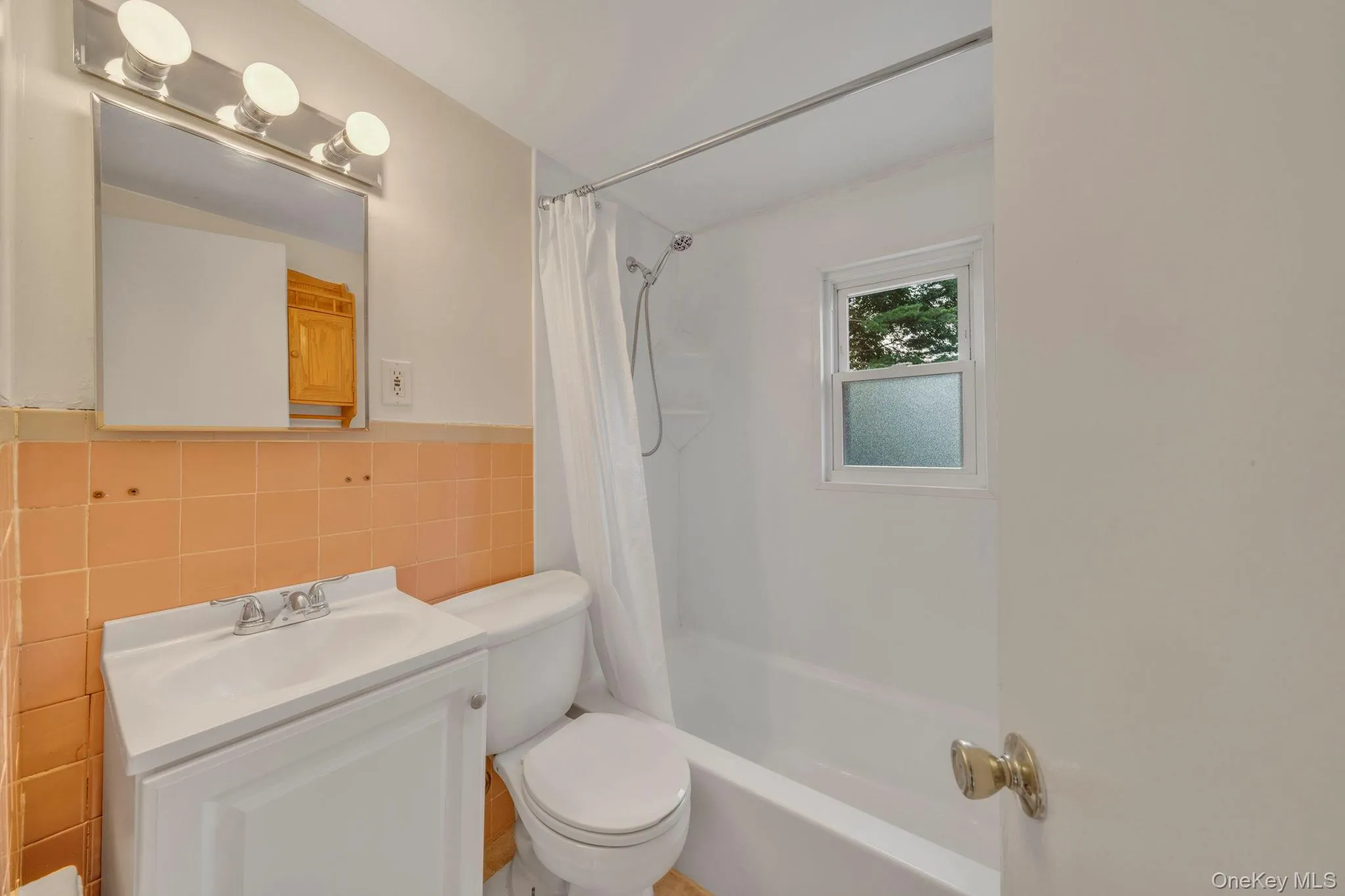 20 Cornwall Lane, Oyster Bay, NY, 4 Bedrooms Bedrooms, 7 Rooms Rooms,3 BathroomsBathrooms,Residential,For Rent,Cornwall,0,1034836 20 Cornwall Lane, Oyster Bay, NY, 4 Bedrooms Bedrooms, 7 Rooms Rooms,3 BathroomsBathrooms,Residential,For Rent,Cornwall,0,1034836