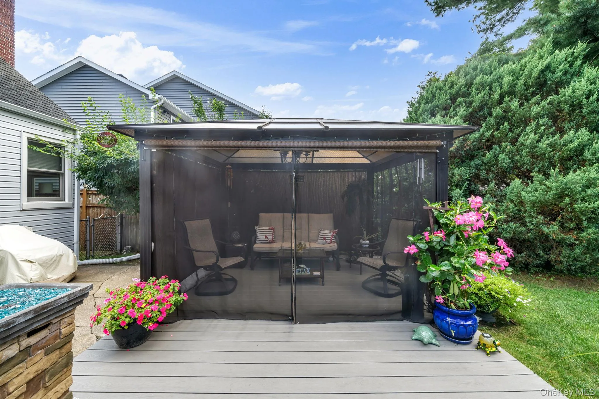 20 Cornwall Lane, Oyster Bay, NY, 4 Bedrooms Bedrooms, 7 Rooms Rooms,3 BathroomsBathrooms,Residential,For Rent,Cornwall,0,1034836 20 Cornwall Lane, Oyster Bay, NY, 4 Bedrooms Bedrooms, 7 Rooms Rooms,3 BathroomsBathrooms,Residential,For Rent,Cornwall,0,1034836