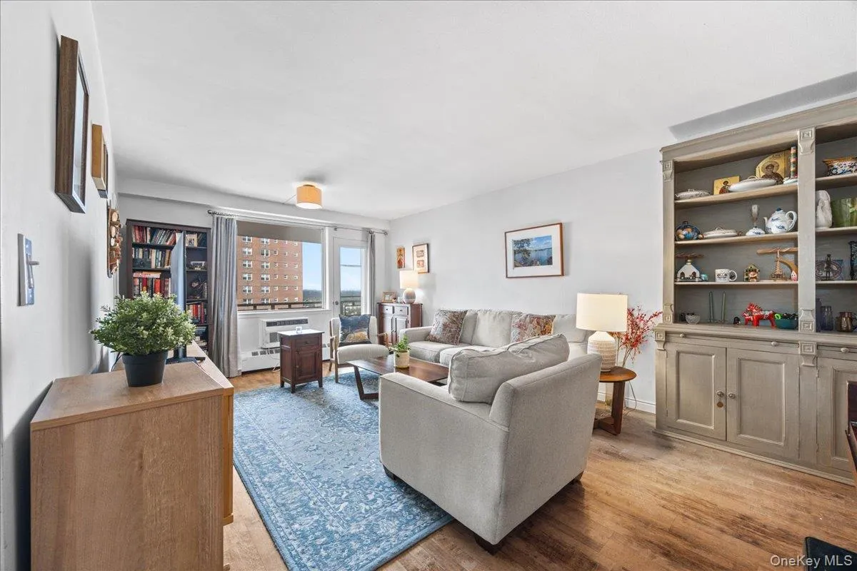 5700 Arlington Avenue, New York, NY, 2 Bedrooms Bedrooms, 4 Rooms Rooms,1 BathroomBathrooms,Residential,For Rent,Arlington,0,1034837 5700 Arlington Avenue, New York, NY, 2 Bedrooms Bedrooms, 4 Rooms Rooms,1 BathroomBathrooms,Residential,For Rent,Arlington,0,1034837