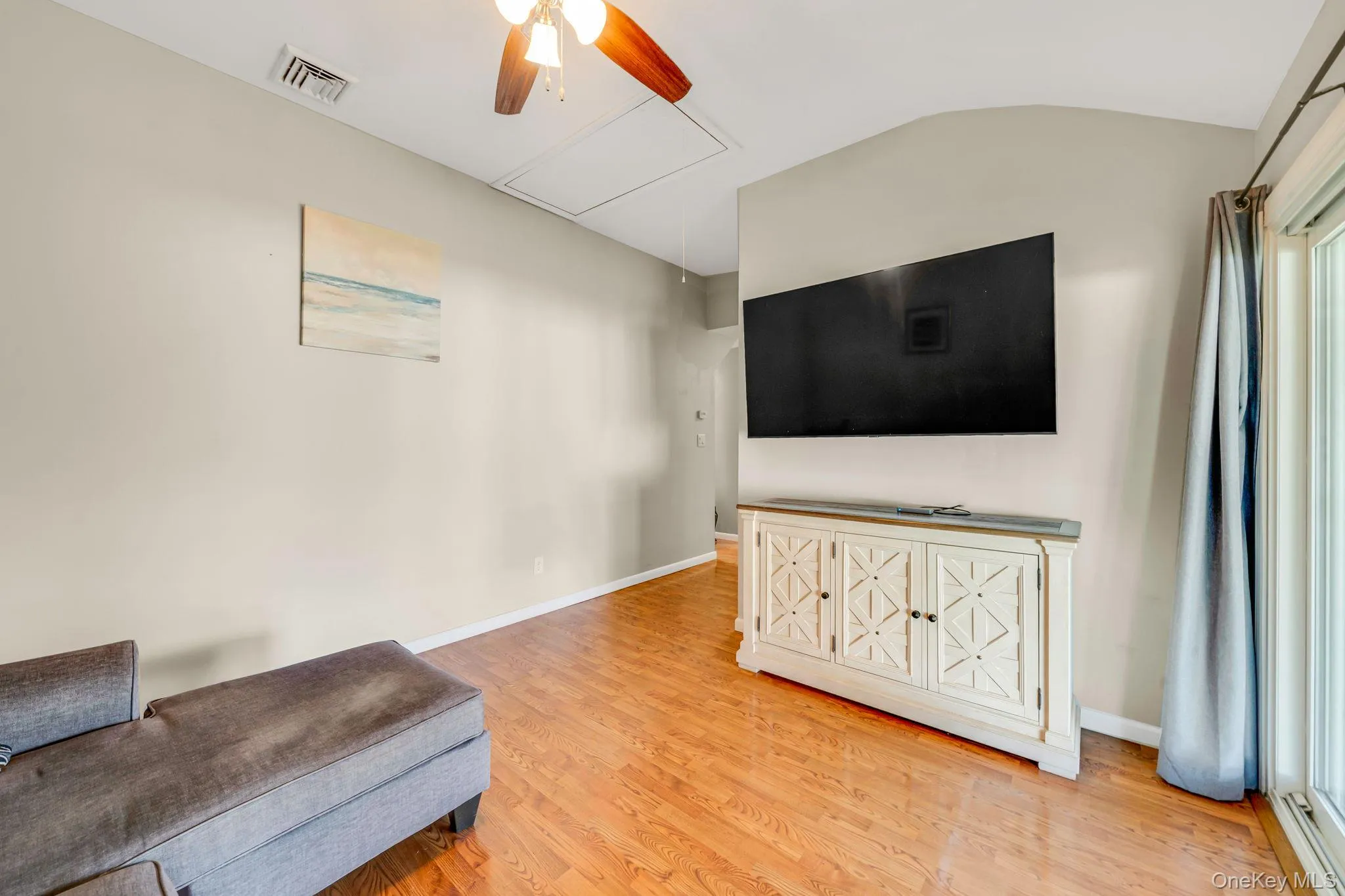 2 Gould Drive, Brookhaven, NY, 3 Bedrooms Bedrooms, 7 Rooms Rooms,2 BathroomsBathrooms,Residential,For Rent,Gould,0,1034839 2 Gould Drive, Brookhaven, NY, 3 Bedrooms Bedrooms, 7 Rooms Rooms,2 BathroomsBathrooms,Residential,For Rent,Gould,0,1034839