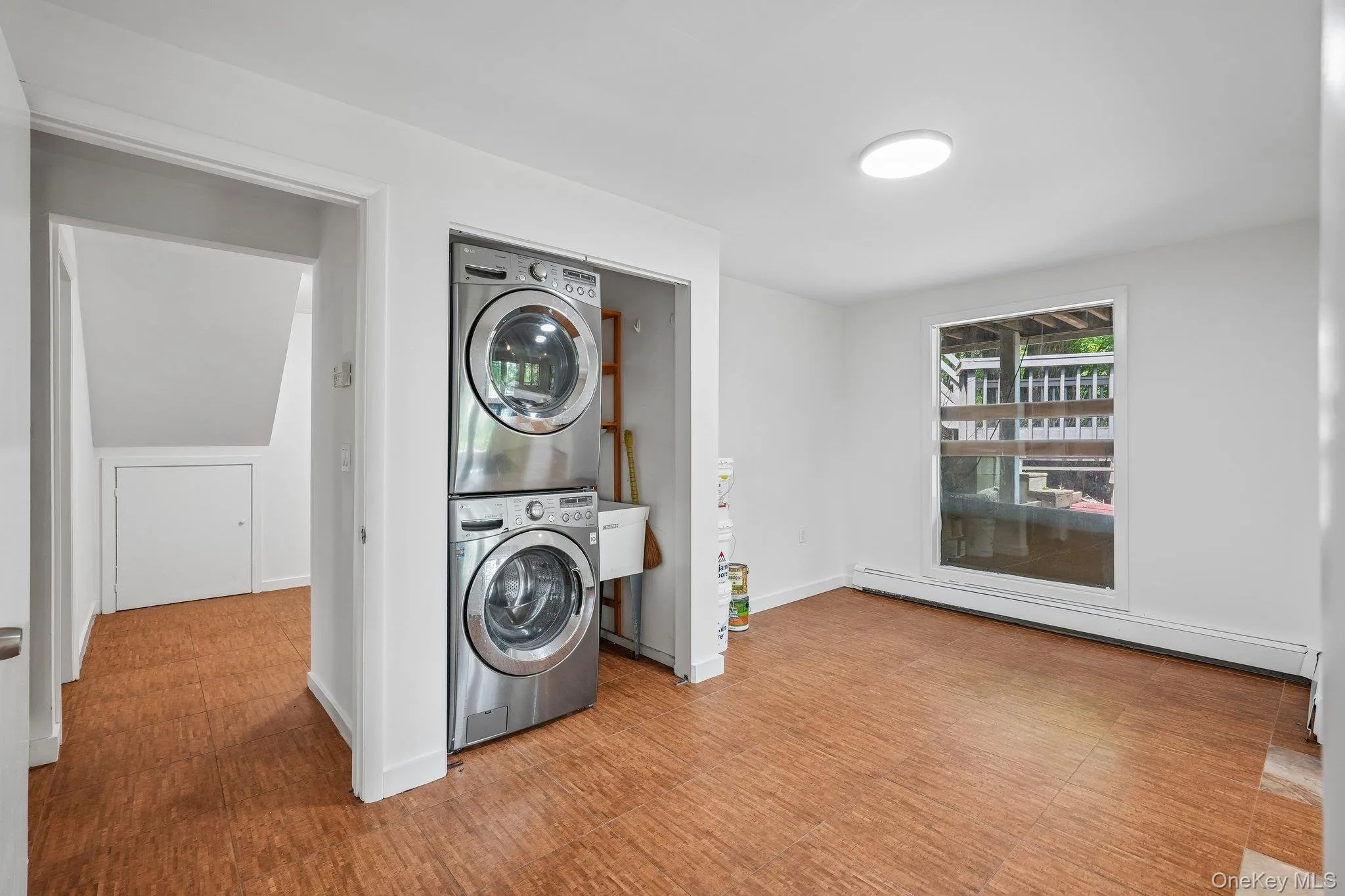 736 Route 9W, Orangetown, NY, 3 Bedrooms Bedrooms, 9 Rooms Rooms,2 BathroomsBathrooms,Residential,For Rent,Route 9W,0,1034840 736 Route 9W, Orangetown, NY, 3 Bedrooms Bedrooms, 9 Rooms Rooms,2 BathroomsBathrooms,Residential,For Rent,Route 9W,0,1034840