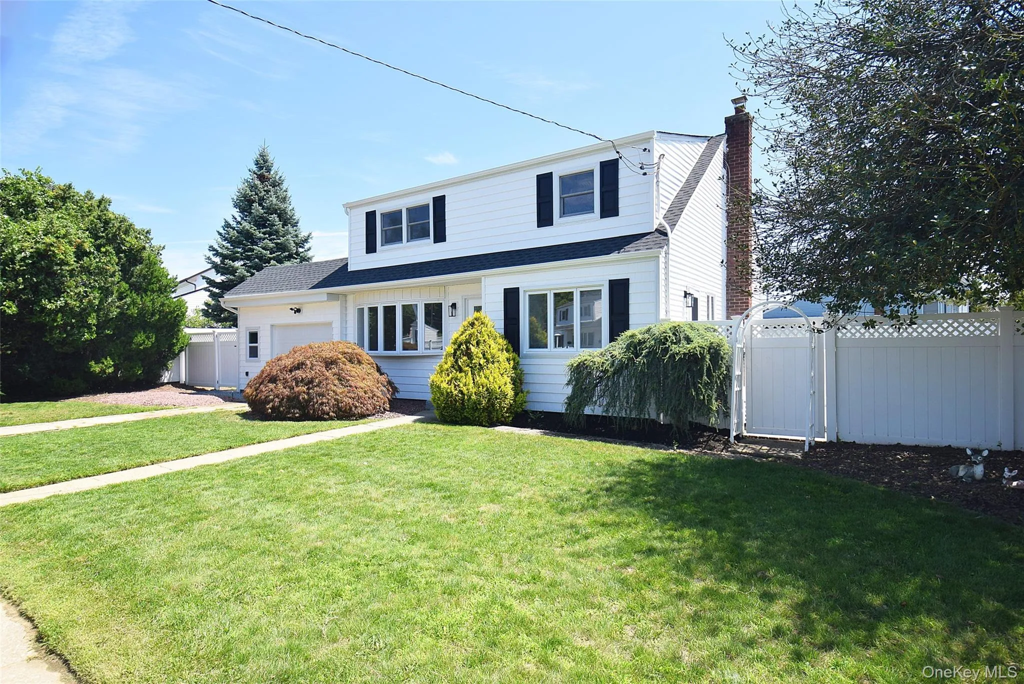 112 Raynor Street, West Babylon, NY, 4 Bedrooms Bedrooms, 8 Rooms Rooms,2 BathroomsBathrooms,Residential,For Rent,Raynor,0,1034844 112 Raynor Street, West Babylon, NY, 4 Bedrooms Bedrooms, 8 Rooms Rooms,2 BathroomsBathrooms,Residential,For Rent,Raynor,0,1034844