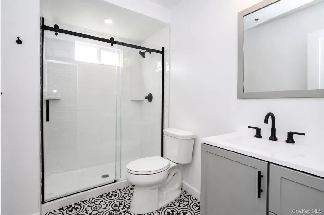 156 Jefferson Avenue, North Hempstead, NY, 1 Bedroom Bedrooms, 3 Rooms Rooms,1 BathroomBathrooms,Residential Lease,For Rent,Jefferson,0,1034847 156 Jefferson Avenue, North Hempstead, NY, 1 Bedroom Bedrooms, 3 Rooms Rooms,1 BathroomBathrooms,Residential Lease,For Rent,Jefferson,0,1034847