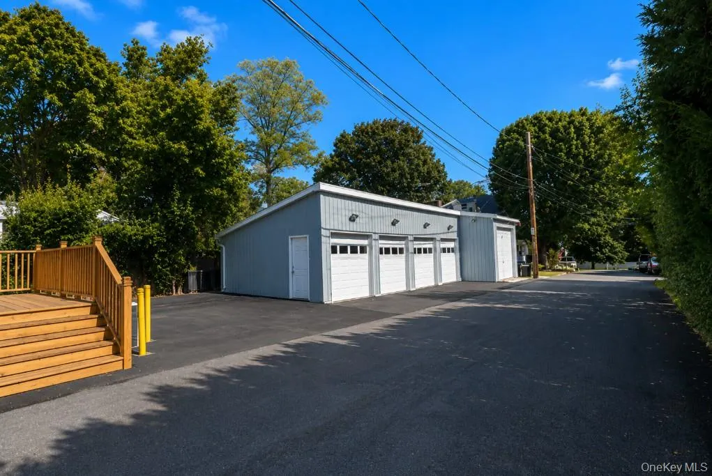 156 Jefferson Avenue, North Hempstead, NY, 1 Bedroom Bedrooms, 3 Rooms Rooms,1 BathroomBathrooms,Residential Lease,For Rent,Jefferson,0,1034847 156 Jefferson Avenue, North Hempstead, NY, 1 Bedroom Bedrooms, 3 Rooms Rooms,1 BathroomBathrooms,Residential Lease,For Rent,Jefferson,0,1034847