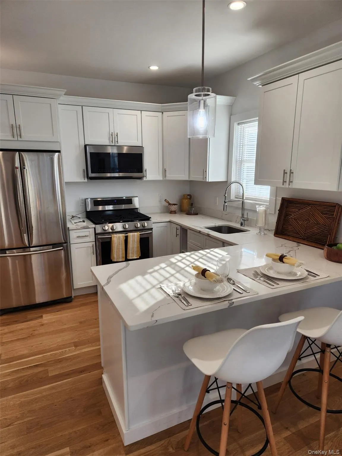 156 Jefferson Avenue, North Hempstead, NY, 1 Bedroom Bedrooms, 3 Rooms Rooms,1 BathroomBathrooms,Residential Lease,For Rent,Jefferson,0,1034847 156 Jefferson Avenue, North Hempstead, NY, 1 Bedroom Bedrooms, 3 Rooms Rooms,1 BathroomBathrooms,Residential Lease,For Rent,Jefferson,0,1034847
