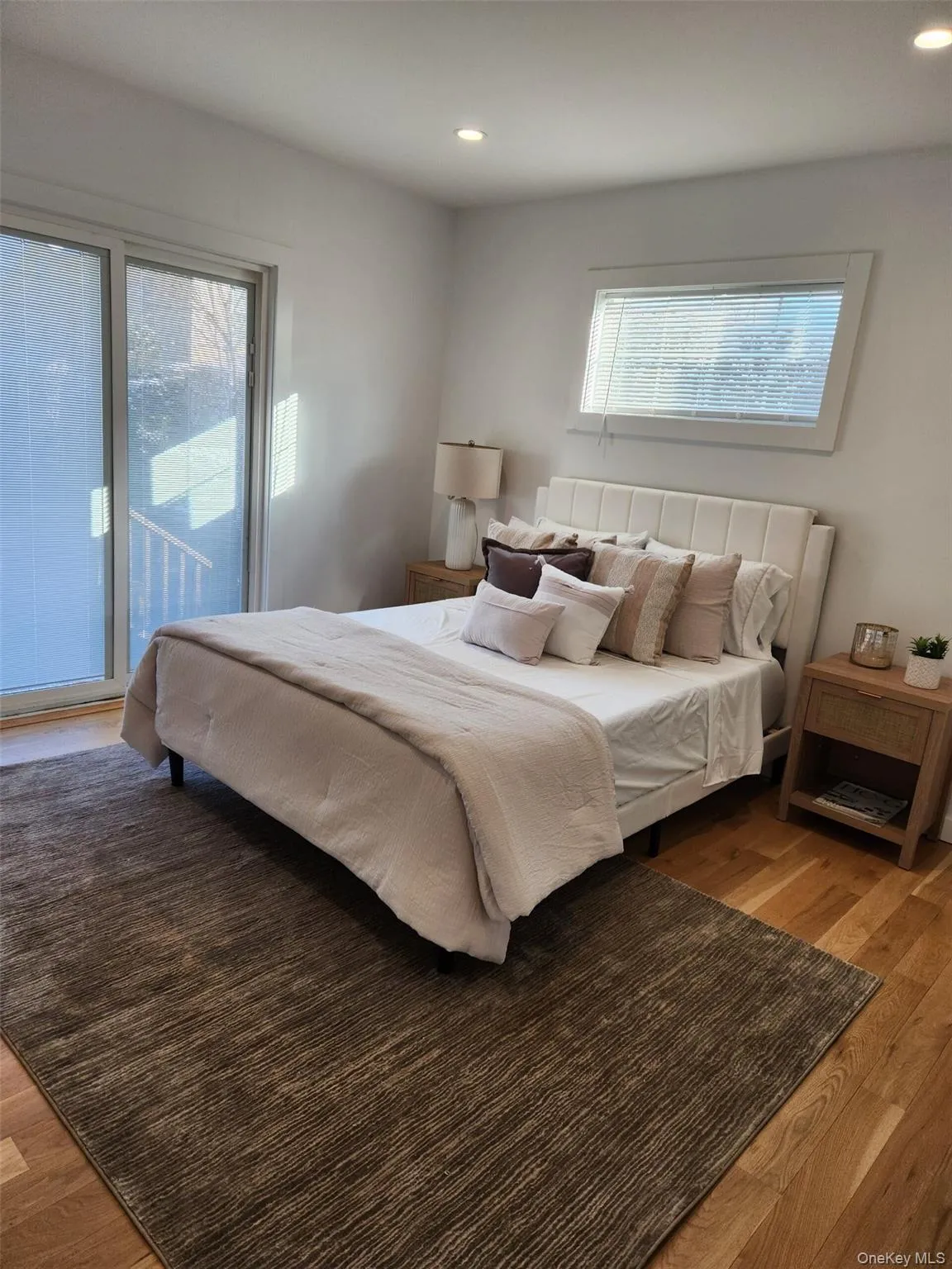 156 Jefferson Avenue, North Hempstead, NY, 1 Bedroom Bedrooms, 3 Rooms Rooms,1 BathroomBathrooms,Residential Lease,For Rent,Jefferson,0,1034847 156 Jefferson Avenue, North Hempstead, NY, 1 Bedroom Bedrooms, 3 Rooms Rooms,1 BathroomBathrooms,Residential Lease,For Rent,Jefferson,0,1034847