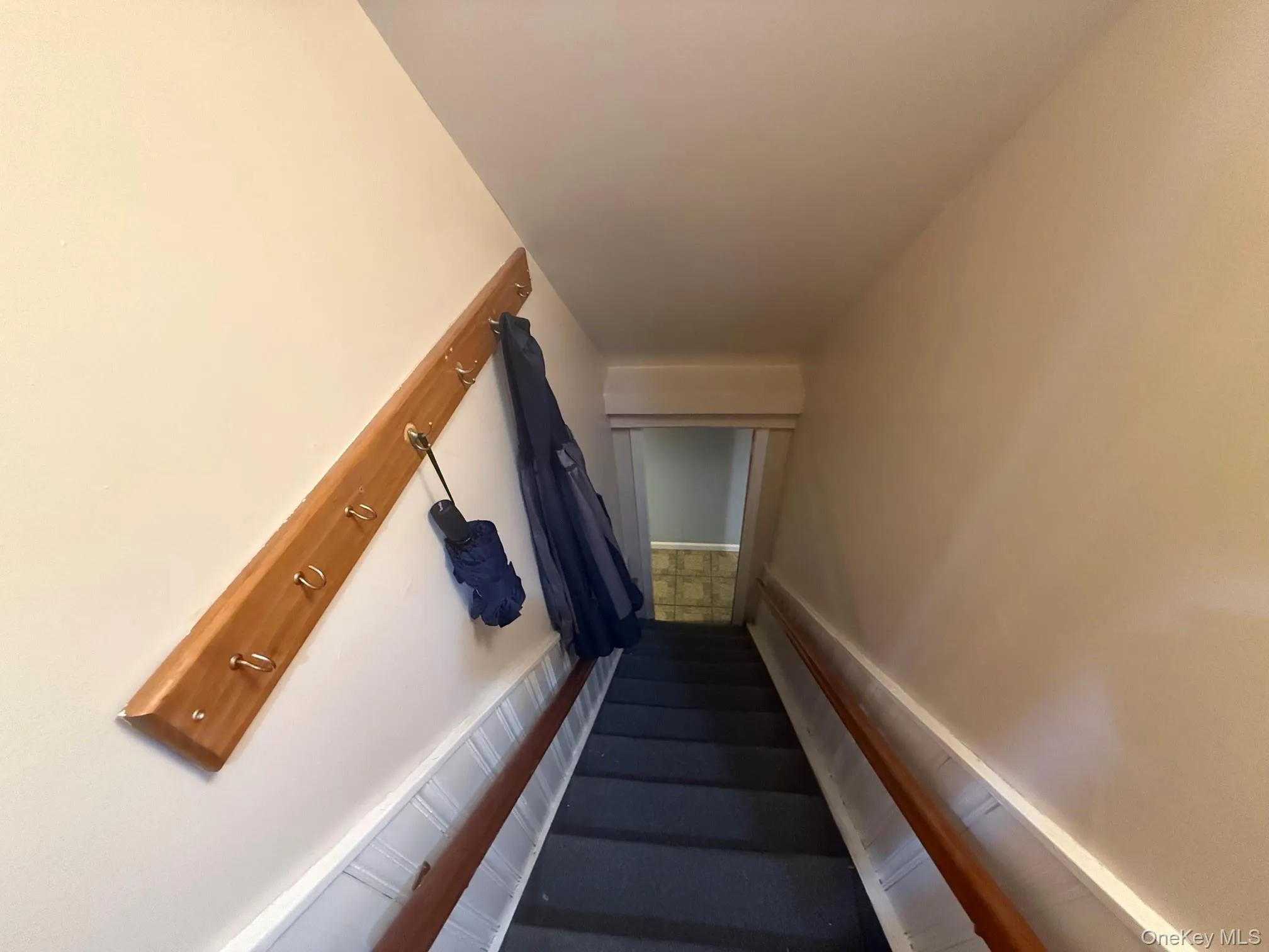 79 Elizabeth Drive, Oyster Bay, NY, 5 Bedrooms Bedrooms, 10 Rooms Rooms,3 BathroomsBathrooms,Residential,For Rent,Elizabeth,0,1034849 79 Elizabeth Drive, Oyster Bay, NY, 5 Bedrooms Bedrooms, 10 Rooms Rooms,3 BathroomsBathrooms,Residential,For Rent,Elizabeth,0,1034849