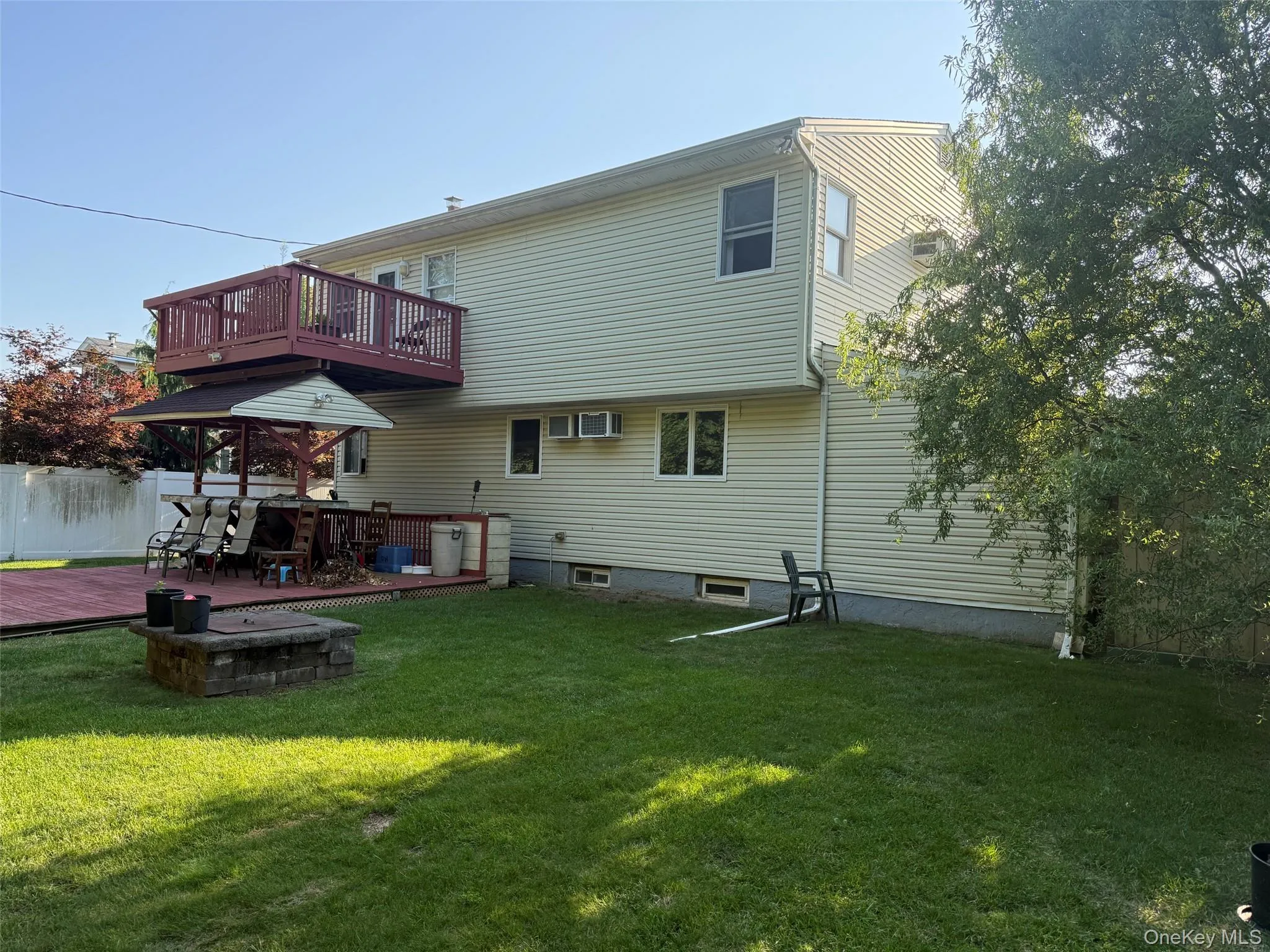 79 Elizabeth Drive, Oyster Bay, NY, 5 Bedrooms Bedrooms, 10 Rooms Rooms,3 BathroomsBathrooms,Residential,For Rent,Elizabeth,0,1034849 79 Elizabeth Drive, Oyster Bay, NY, 5 Bedrooms Bedrooms, 10 Rooms Rooms,3 BathroomsBathrooms,Residential,For Rent,Elizabeth,0,1034849