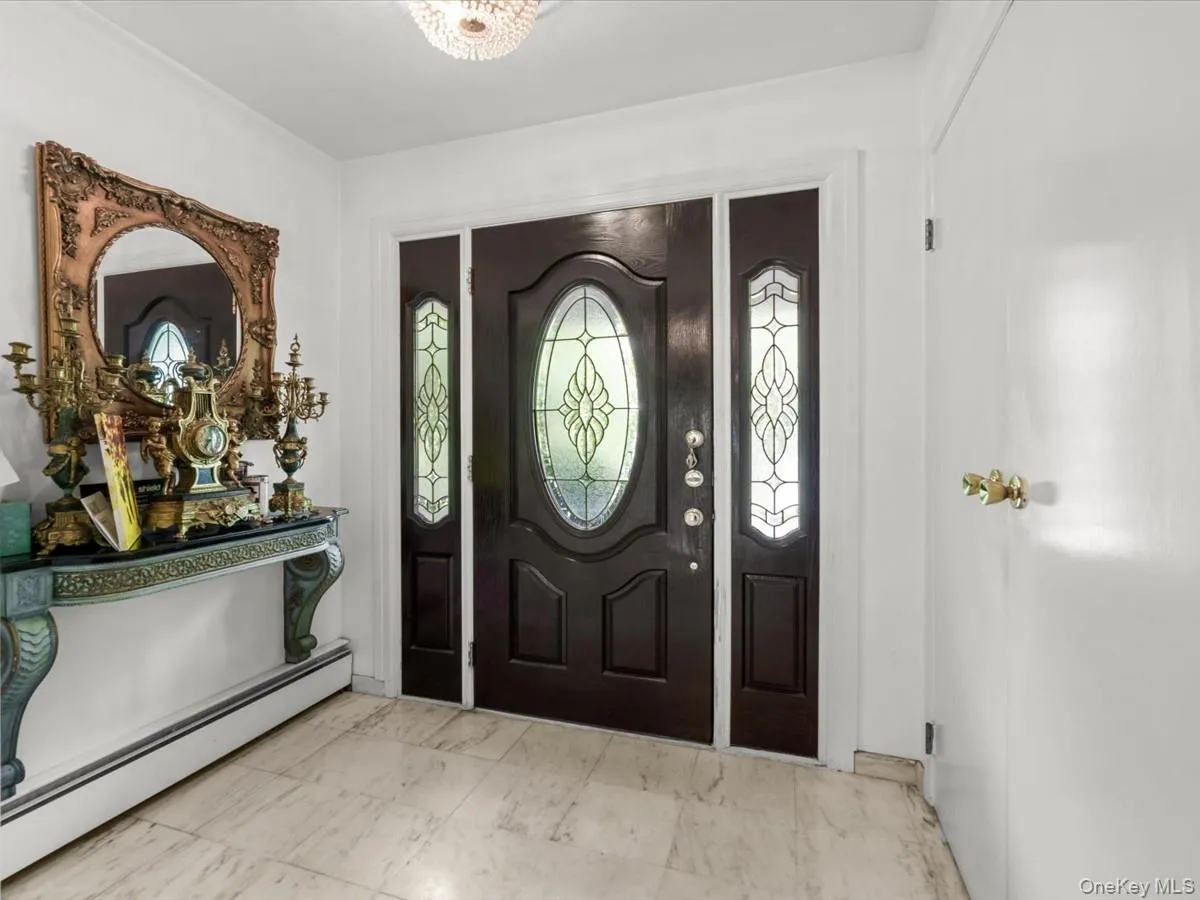 17 Cambridge Road, North Hempstead, NY, 5 Bedrooms Bedrooms, 10 Rooms Rooms,2 BathroomsBathrooms,Residential,For Rent,Cambridge,0,1034851 17 Cambridge Road, North Hempstead, NY, 5 Bedrooms Bedrooms, 10 Rooms Rooms,2 BathroomsBathrooms,Residential,For Rent,Cambridge,0,1034851