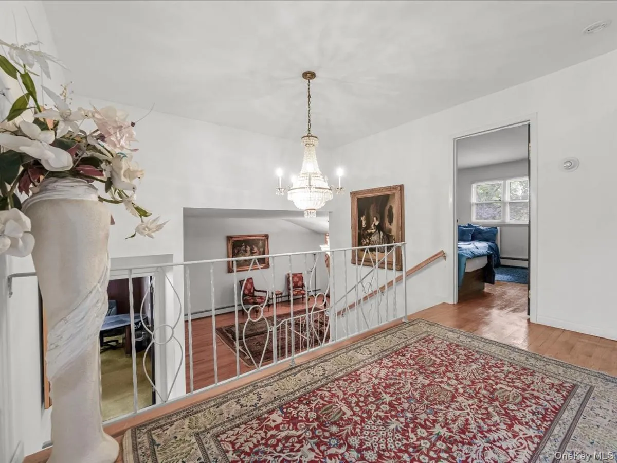 17 Cambridge Road, North Hempstead, NY, 5 Bedrooms Bedrooms, 10 Rooms Rooms,2 BathroomsBathrooms,Residential,For Rent,Cambridge,0,1034851 17 Cambridge Road, North Hempstead, NY, 5 Bedrooms Bedrooms, 10 Rooms Rooms,2 BathroomsBathrooms,Residential,For Rent,Cambridge,0,1034851