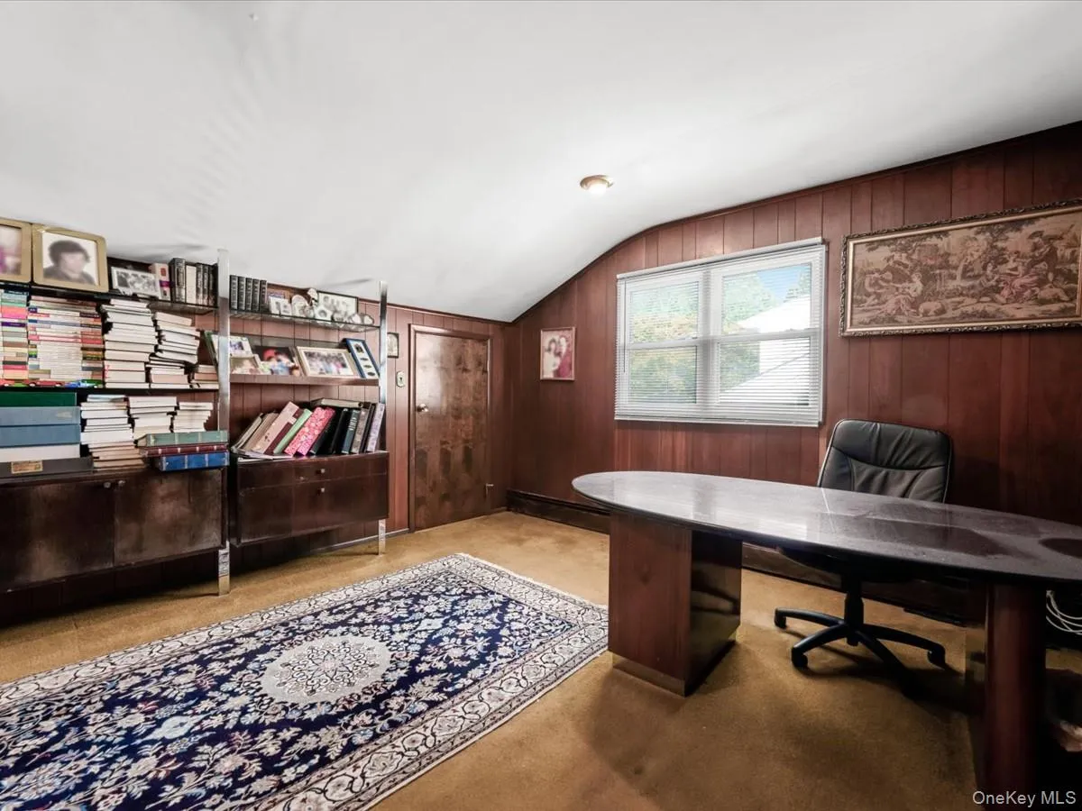 17 Cambridge Road, North Hempstead, NY, 5 Bedrooms Bedrooms, 10 Rooms Rooms,2 BathroomsBathrooms,Residential,For Rent,Cambridge,0,1034851 17 Cambridge Road, North Hempstead, NY, 5 Bedrooms Bedrooms, 10 Rooms Rooms,2 BathroomsBathrooms,Residential,For Rent,Cambridge,0,1034851
