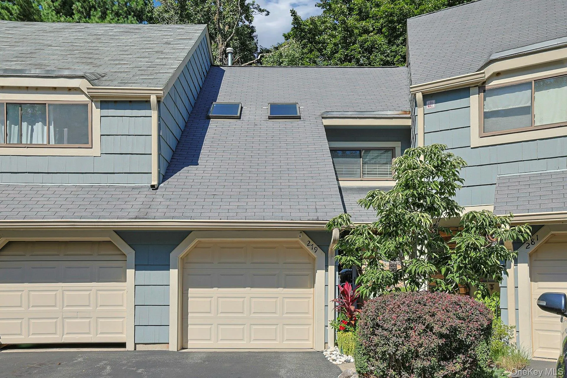 279 Treetop Circle, Clarkstown, NY, 1 Bedroom Bedrooms, 6 Rooms Rooms,1 BathroomBathrooms,Residential,For Rent,Treetop,0,1034853 279 Treetop Circle, Clarkstown, NY, 1 Bedroom Bedrooms, 6 Rooms Rooms,1 BathroomBathrooms,Residential,For Rent,Treetop,0,1034853