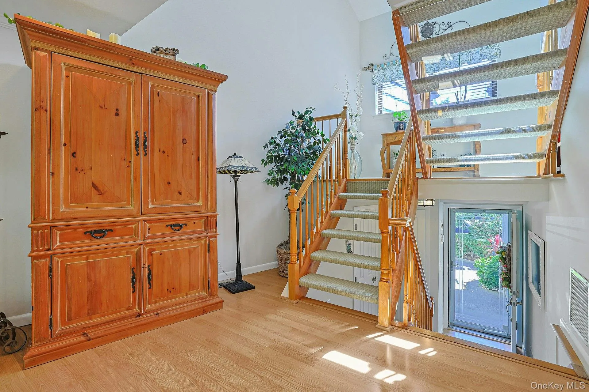 279 Treetop Circle, Clarkstown, NY, 1 Bedroom Bedrooms, 6 Rooms Rooms,1 BathroomBathrooms,Residential,For Rent,Treetop,0,1034853 279 Treetop Circle, Clarkstown, NY, 1 Bedroom Bedrooms, 6 Rooms Rooms,1 BathroomBathrooms,Residential,For Rent,Treetop,0,1034853