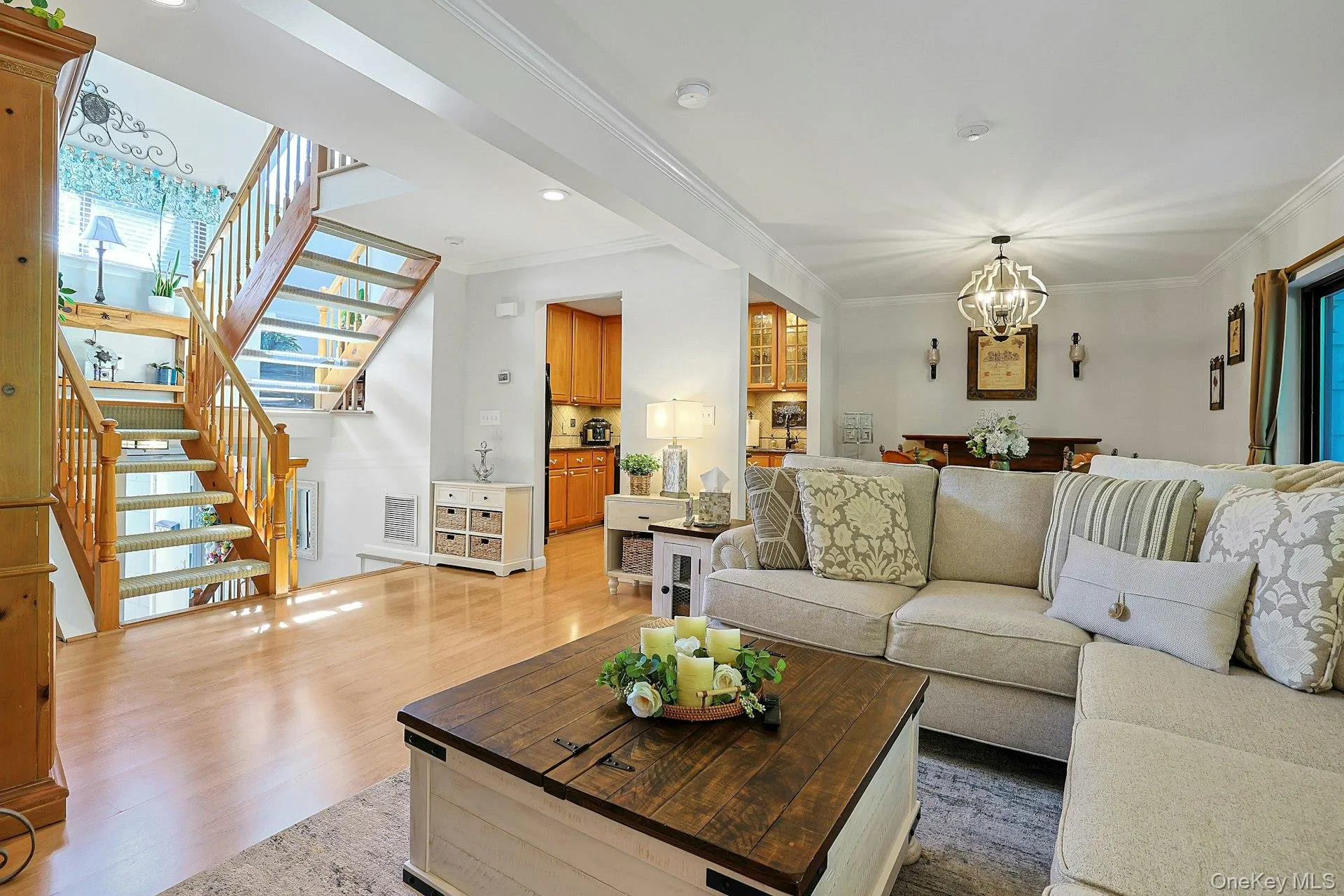 279 Treetop Circle, Clarkstown, NY, 1 Bedroom Bedrooms, 6 Rooms Rooms,1 BathroomBathrooms,Residential,For Rent,Treetop,0,1034853 279 Treetop Circle, Clarkstown, NY, 1 Bedroom Bedrooms, 6 Rooms Rooms,1 BathroomBathrooms,Residential,For Rent,Treetop,0,1034853