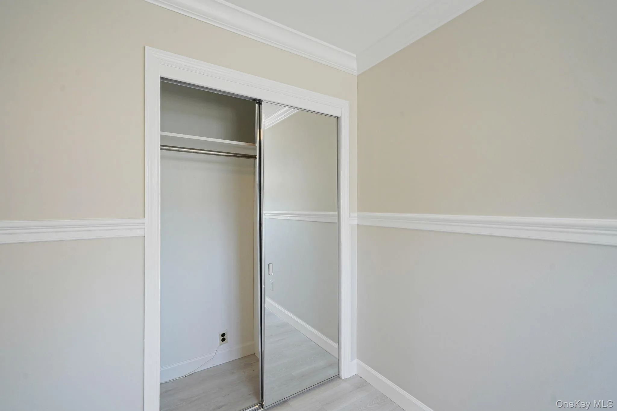 1072 Hicksville Road, Oyster Bay, NY, 3 Bedrooms Bedrooms, 4 Rooms Rooms,2 BathroomsBathrooms,Residential Lease,For Rent,Hicksville,0,1034855 1072 Hicksville Road, Oyster Bay, NY, 3 Bedrooms Bedrooms, 4 Rooms Rooms,2 BathroomsBathrooms,Residential Lease,For Rent,Hicksville,0,1034855