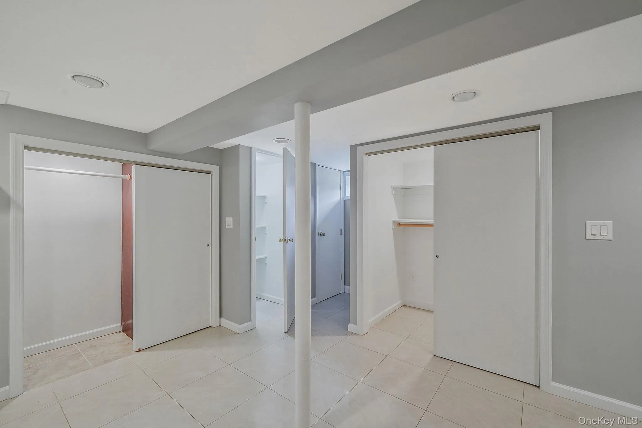 1072 Hicksville Road, Oyster Bay, NY, 3 Bedrooms Bedrooms, 4 Rooms Rooms,2 BathroomsBathrooms,Residential Lease,For Rent,Hicksville,0,1034855 1072 Hicksville Road, Oyster Bay, NY, 3 Bedrooms Bedrooms, 4 Rooms Rooms,2 BathroomsBathrooms,Residential Lease,For Rent,Hicksville,0,1034855