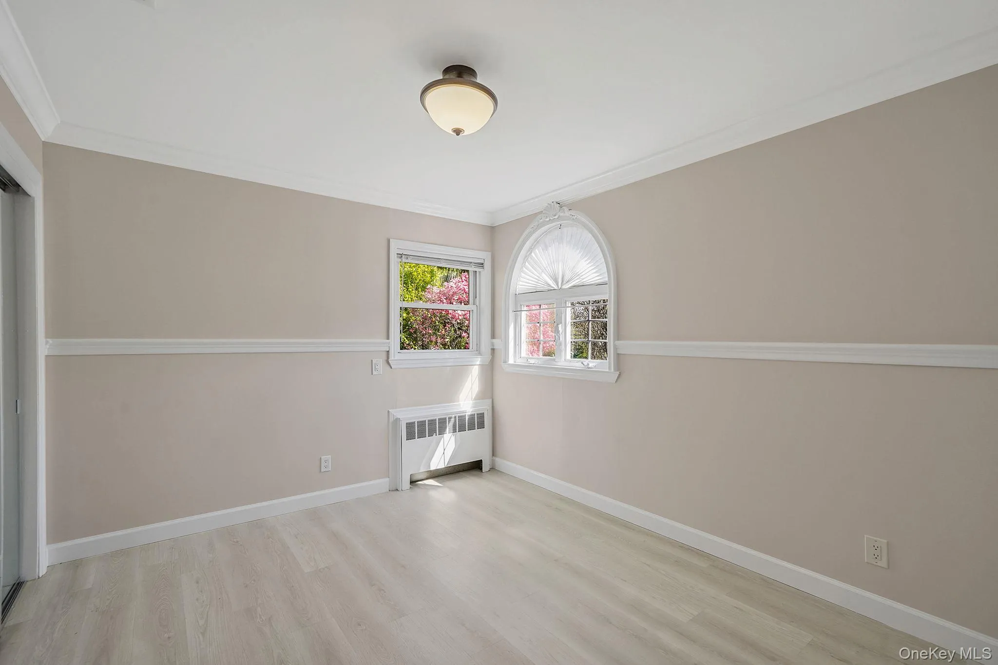 1072 Hicksville Road, Oyster Bay, NY, 3 Bedrooms Bedrooms, 4 Rooms Rooms,2 BathroomsBathrooms,Residential Lease,For Rent,Hicksville,0,1034855 1072 Hicksville Road, Oyster Bay, NY, 3 Bedrooms Bedrooms, 4 Rooms Rooms,2 BathroomsBathrooms,Residential Lease,For Rent,Hicksville,0,1034855