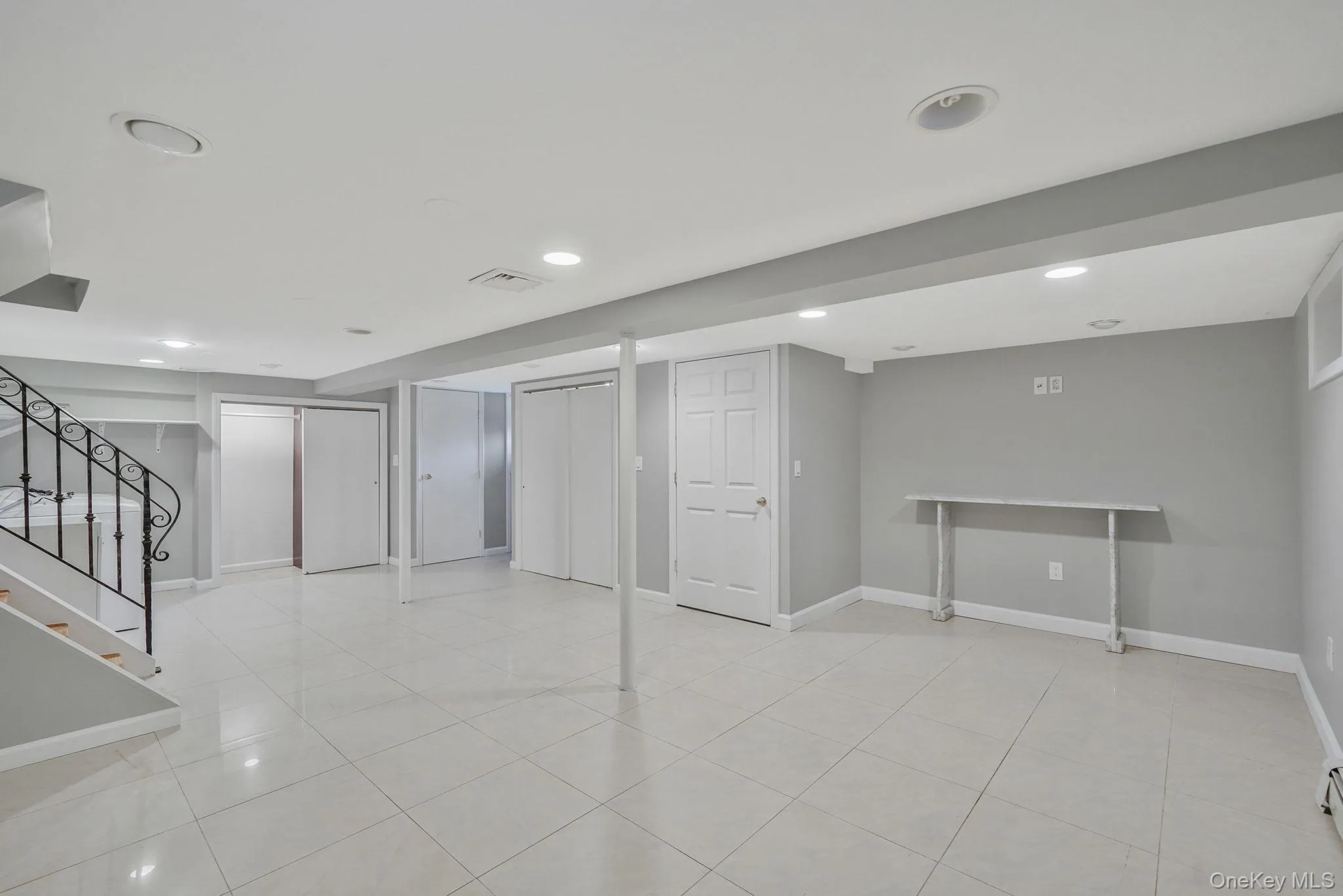 1072 Hicksville Road, Oyster Bay, NY, 3 Bedrooms Bedrooms, 4 Rooms Rooms,2 BathroomsBathrooms,Residential Lease,For Rent,Hicksville,0,1034855 1072 Hicksville Road, Oyster Bay, NY, 3 Bedrooms Bedrooms, 4 Rooms Rooms,2 BathroomsBathrooms,Residential Lease,For Rent,Hicksville,0,1034855